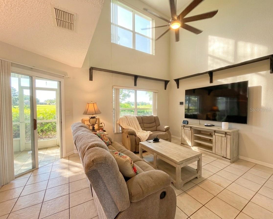 Image 4 of 20 For 2487 St. Augustine Boulevard