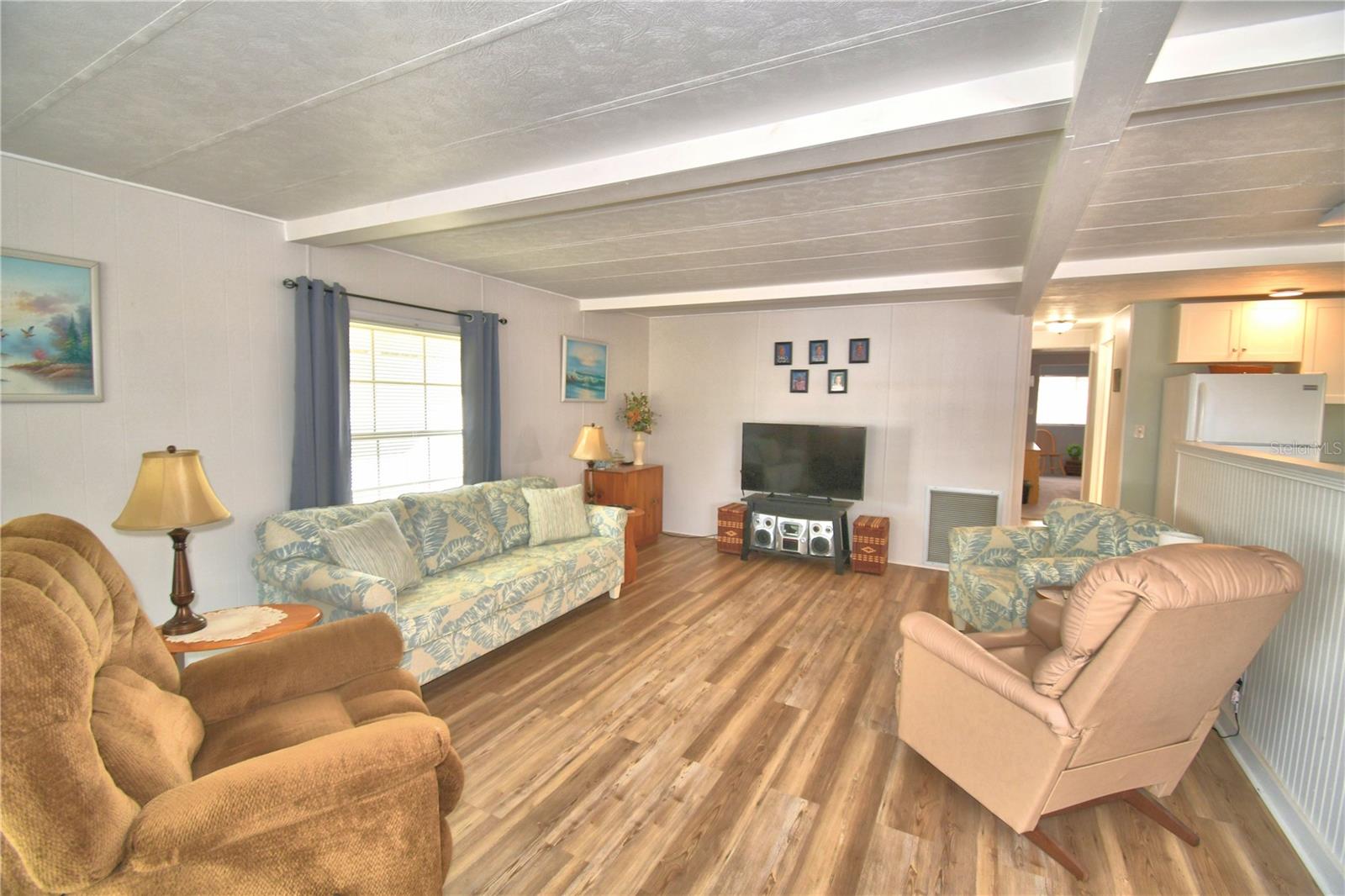 Image 12 of 55 For 1610 Reynolds Road 293