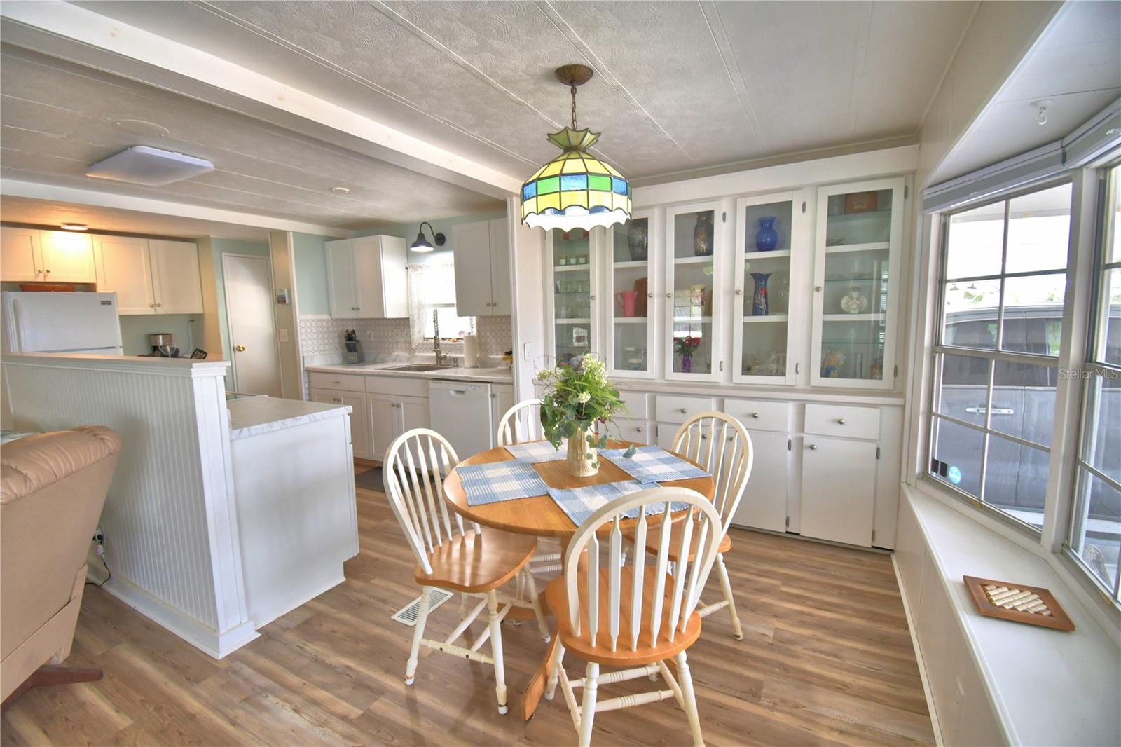 Image 17 of 55 For 1610 Reynolds Road 293