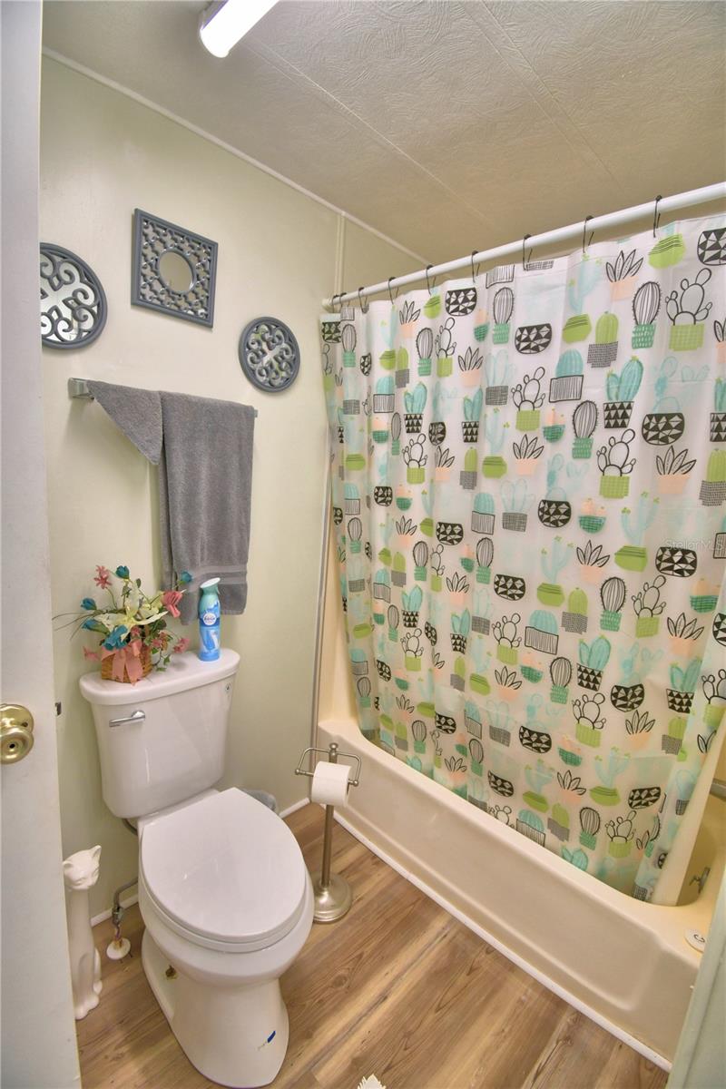 Image 48 of 55 For 1610 Reynolds Road 293