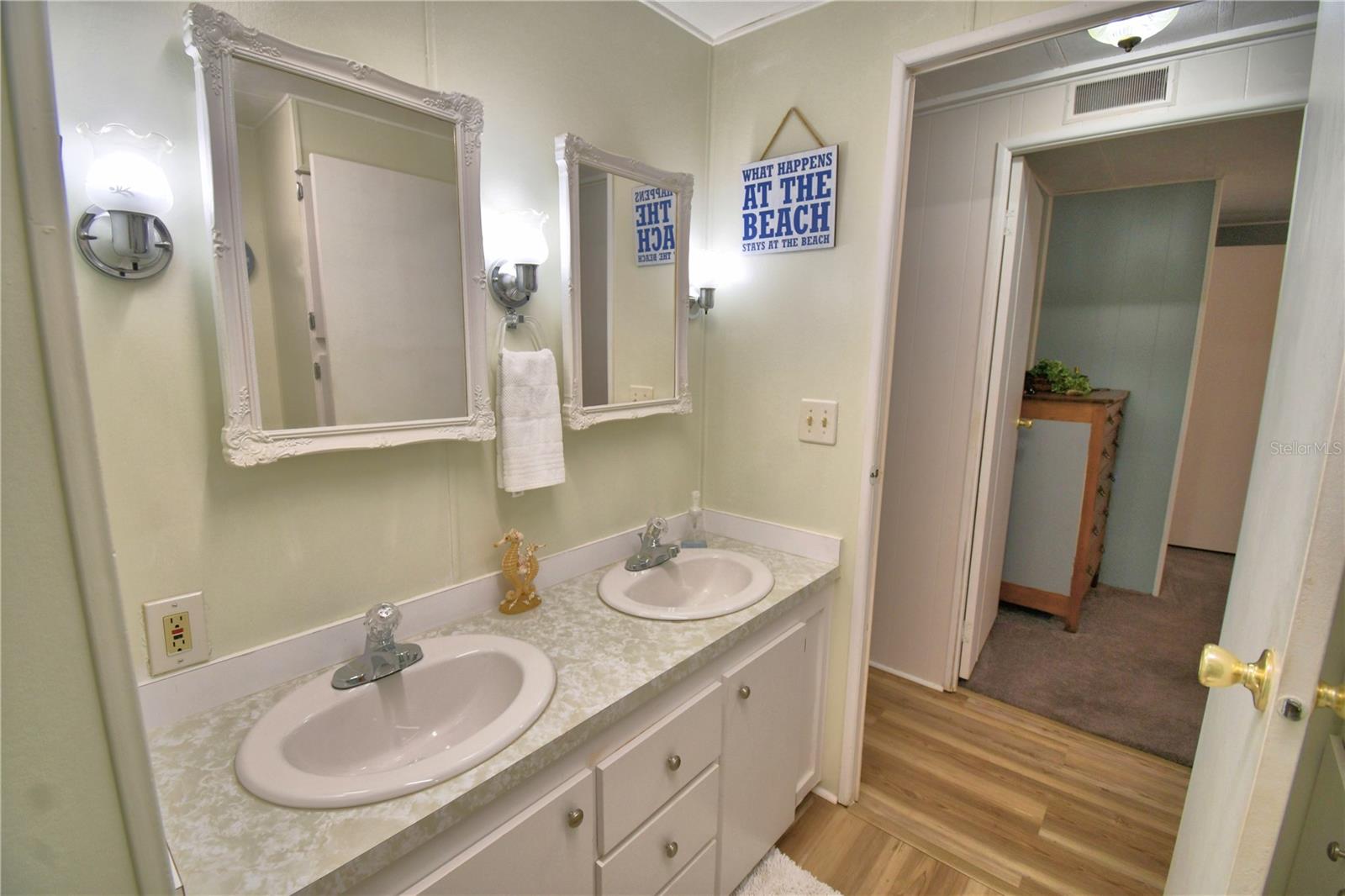 Image 50 of 55 For 1610 Reynolds Road 293