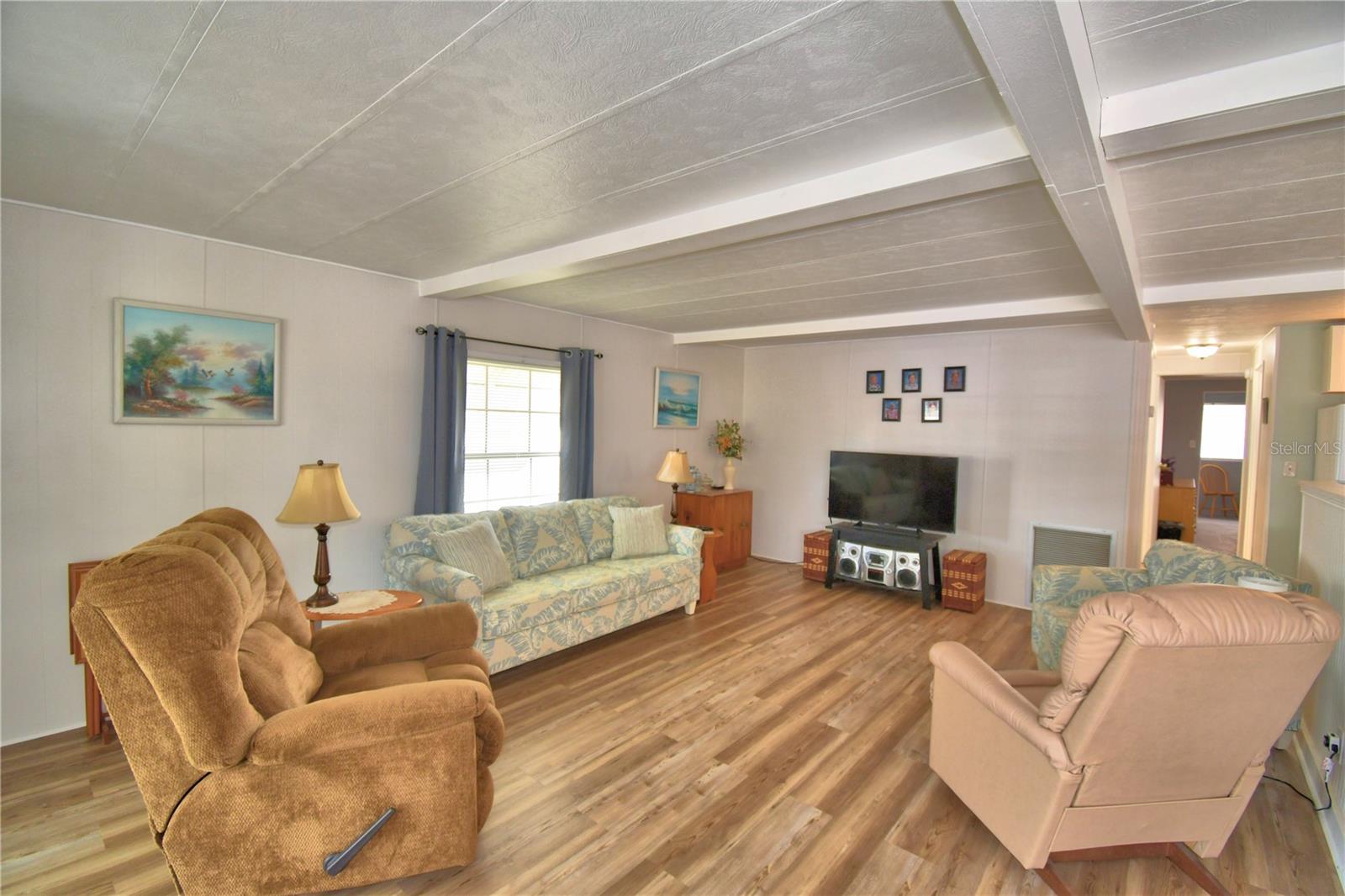 Image 9 of 55 For 1610 Reynolds Road 293