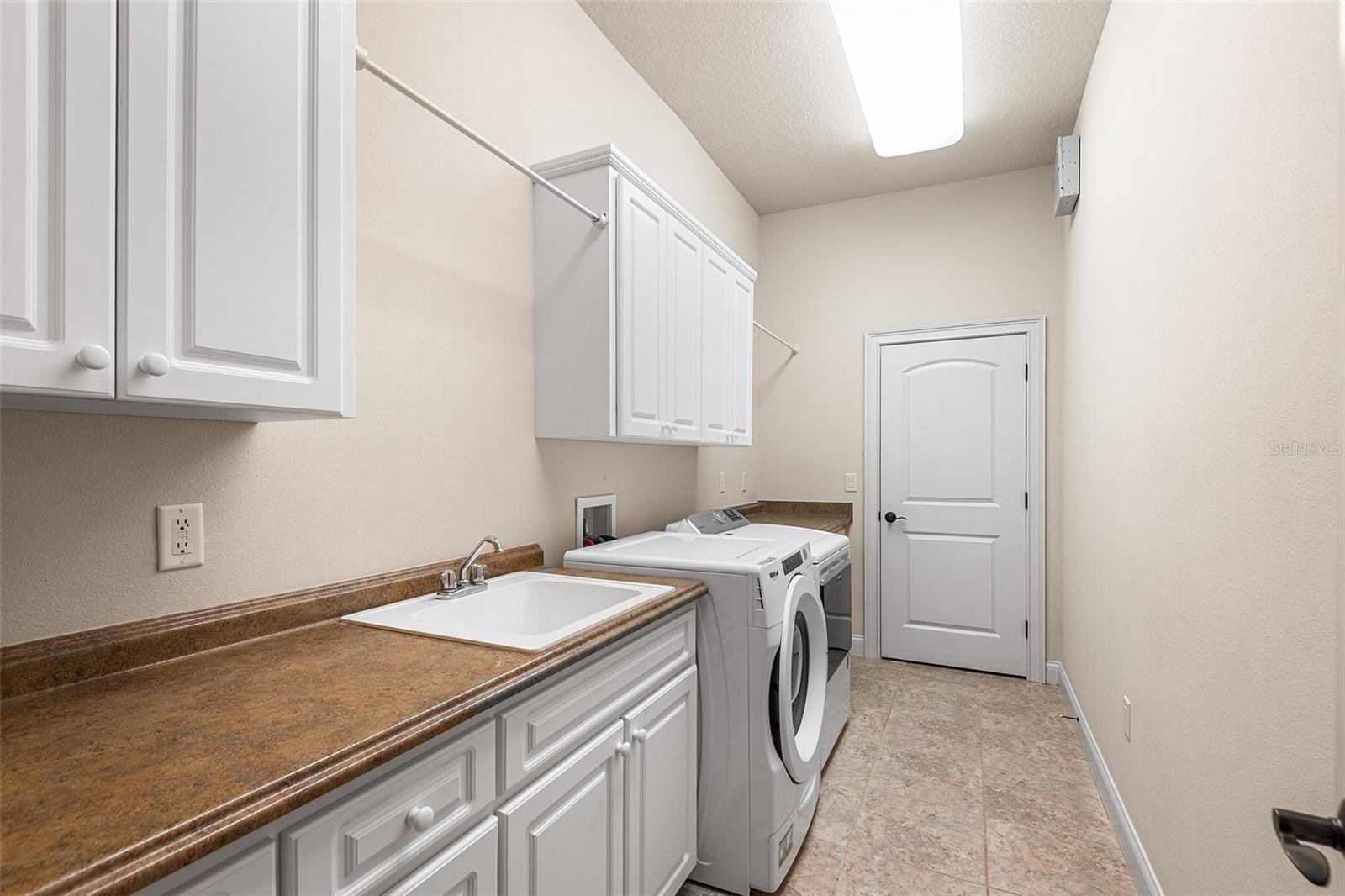 Image 43 of 55 For 1890 E F Griffin Road E