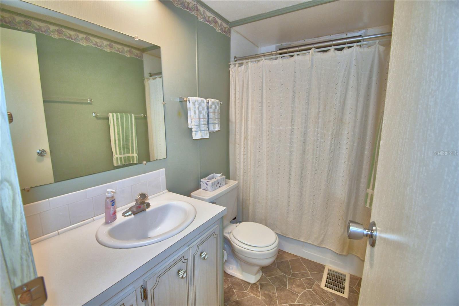 Image 29 of 42 For 169 Paradise Lane