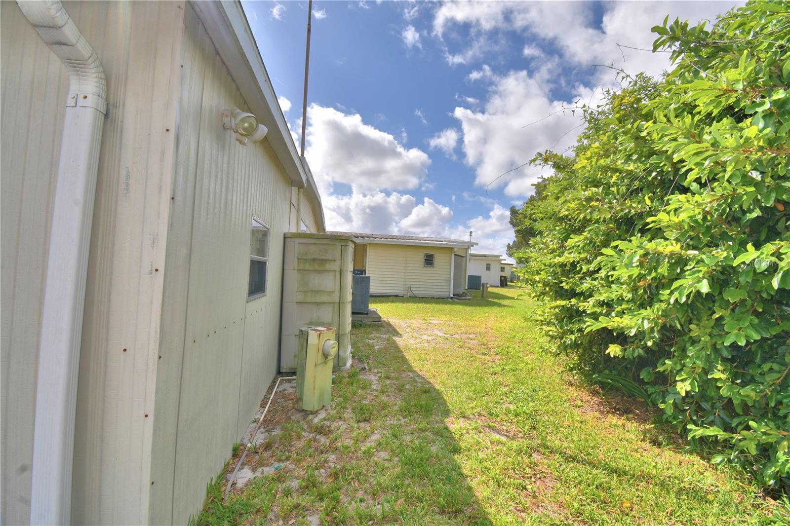 Image 33 of 42 For 169 Paradise Lane