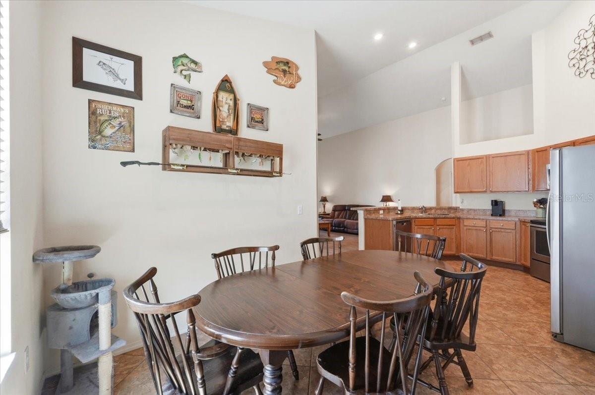 Image 23 of 60 For 1789 Kingsmill Drive