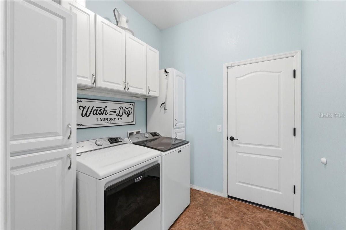 Image 47 of 60 For 1789 Kingsmill Drive