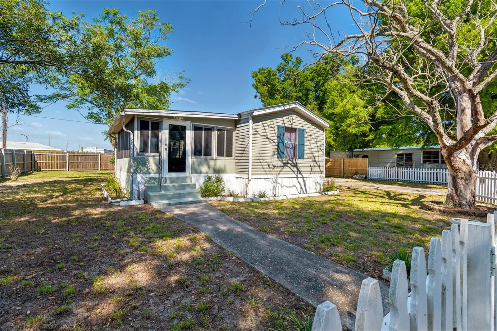 Details for 1 Candlelight Loop, LAKE WALES, FL 33859