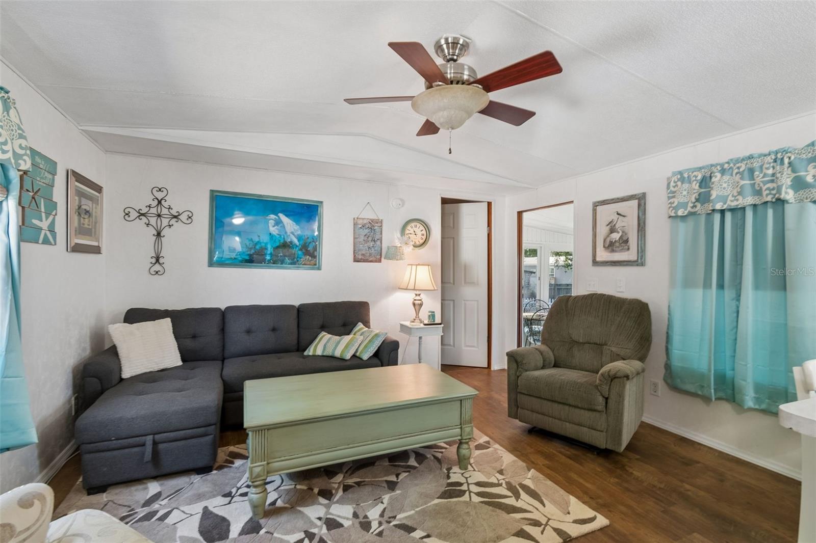 Image 10 of 29 For 1 Candlelight Loop