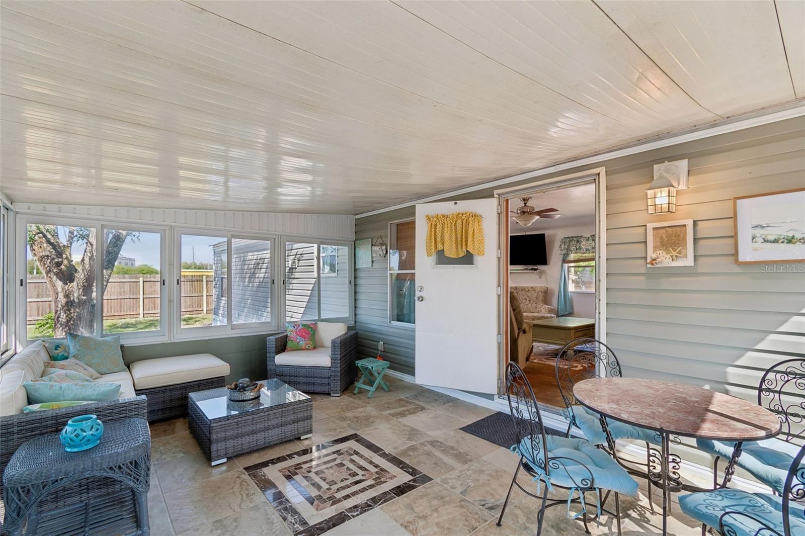 Image 7 of 29 For 1 Candlelight Loop