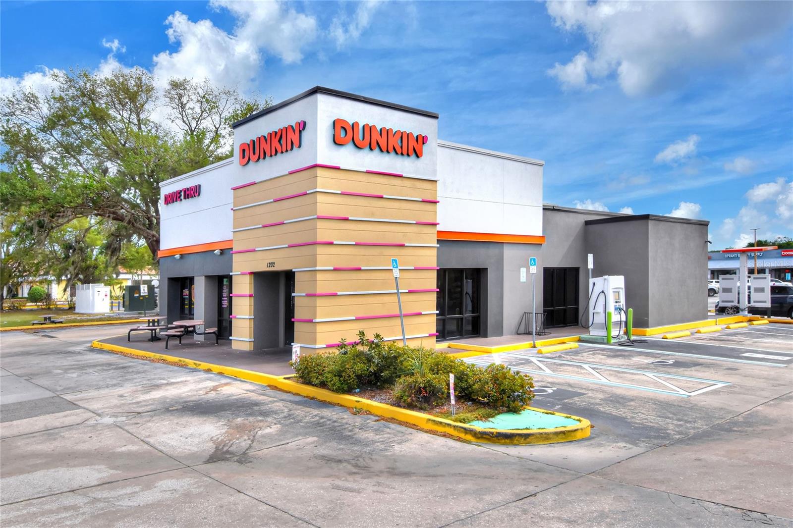 Image 11 of 31 For 1202 Broadway Avenue