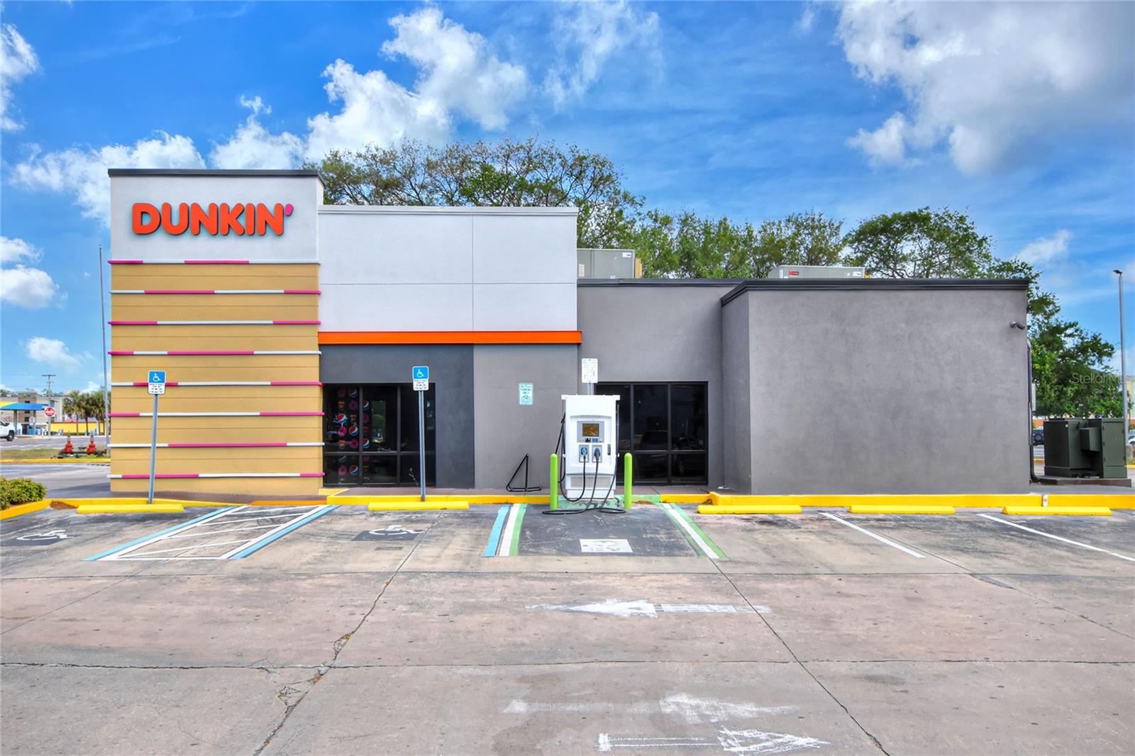 Image 15 of 31 For 1202 Broadway Avenue