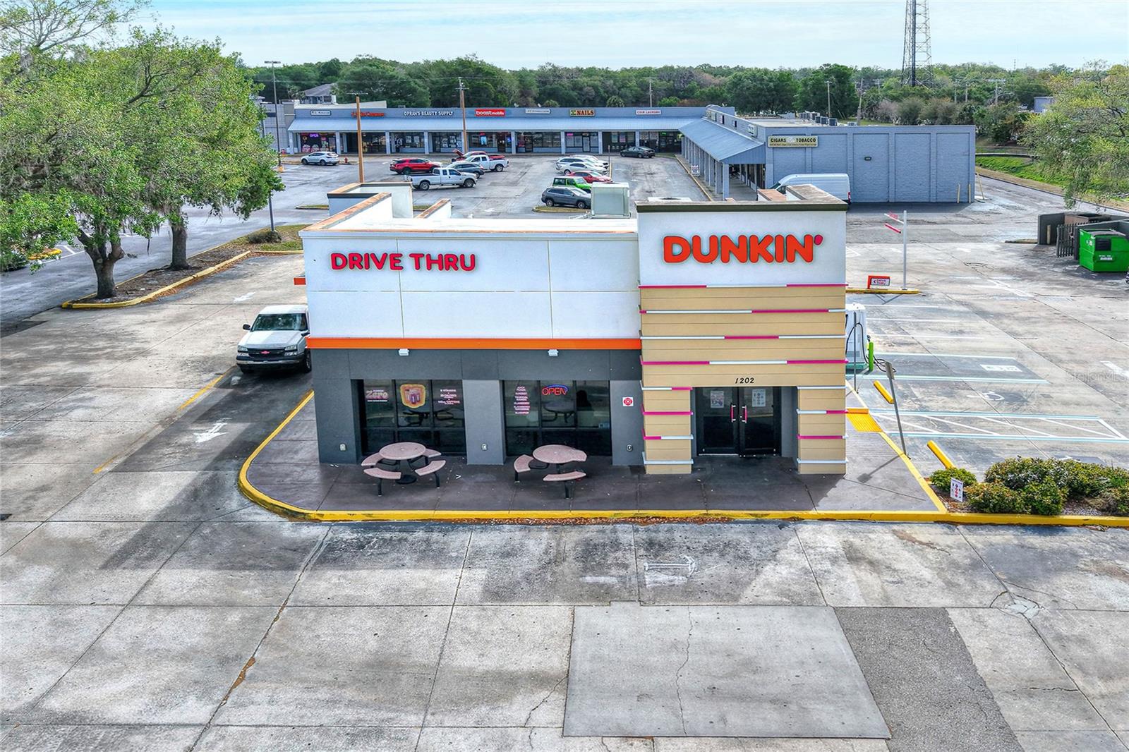 Image 3 of 31 For 1202 Broadway Avenue