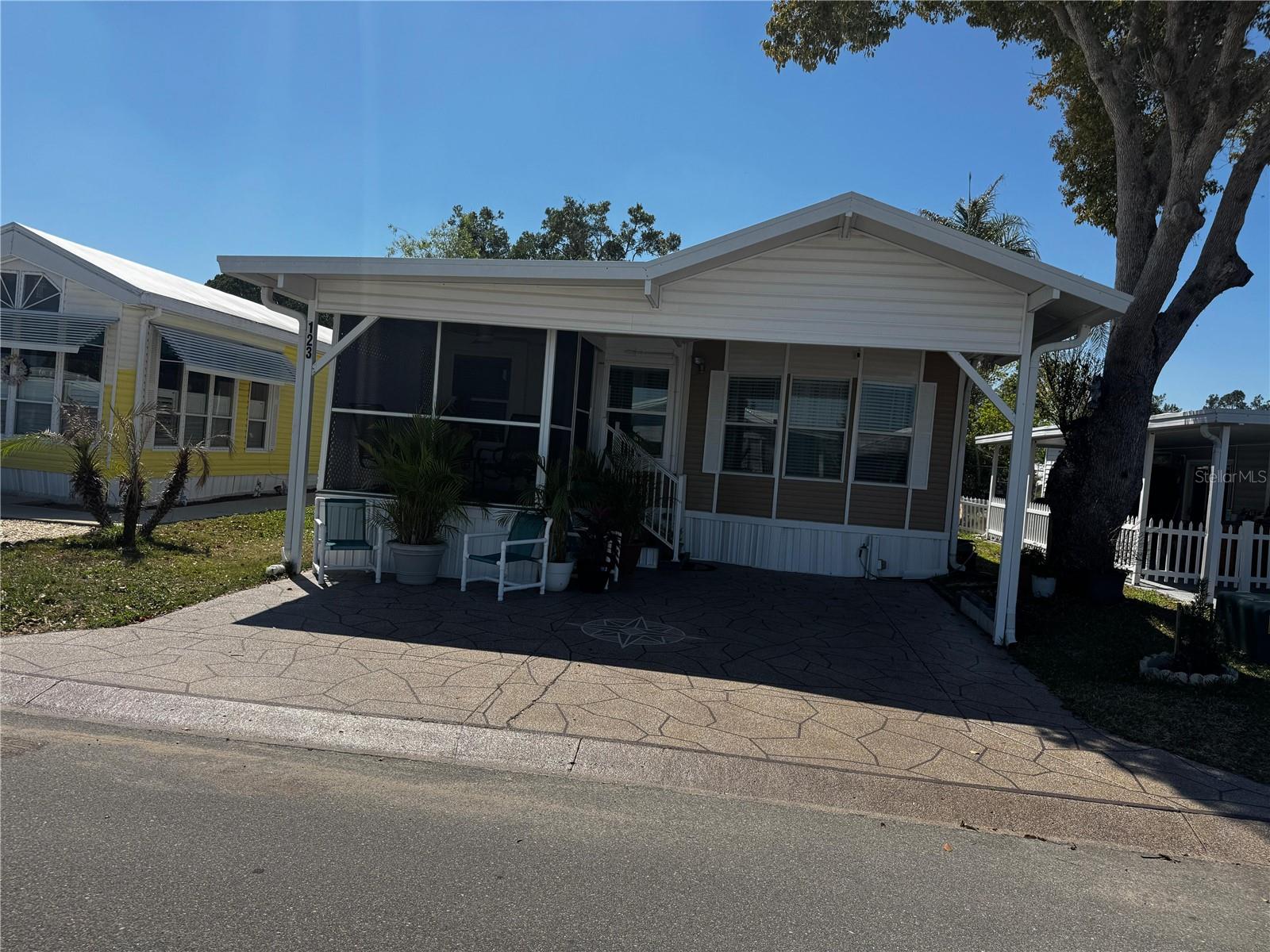 Image 2 of 48 For 123 Pansy Street