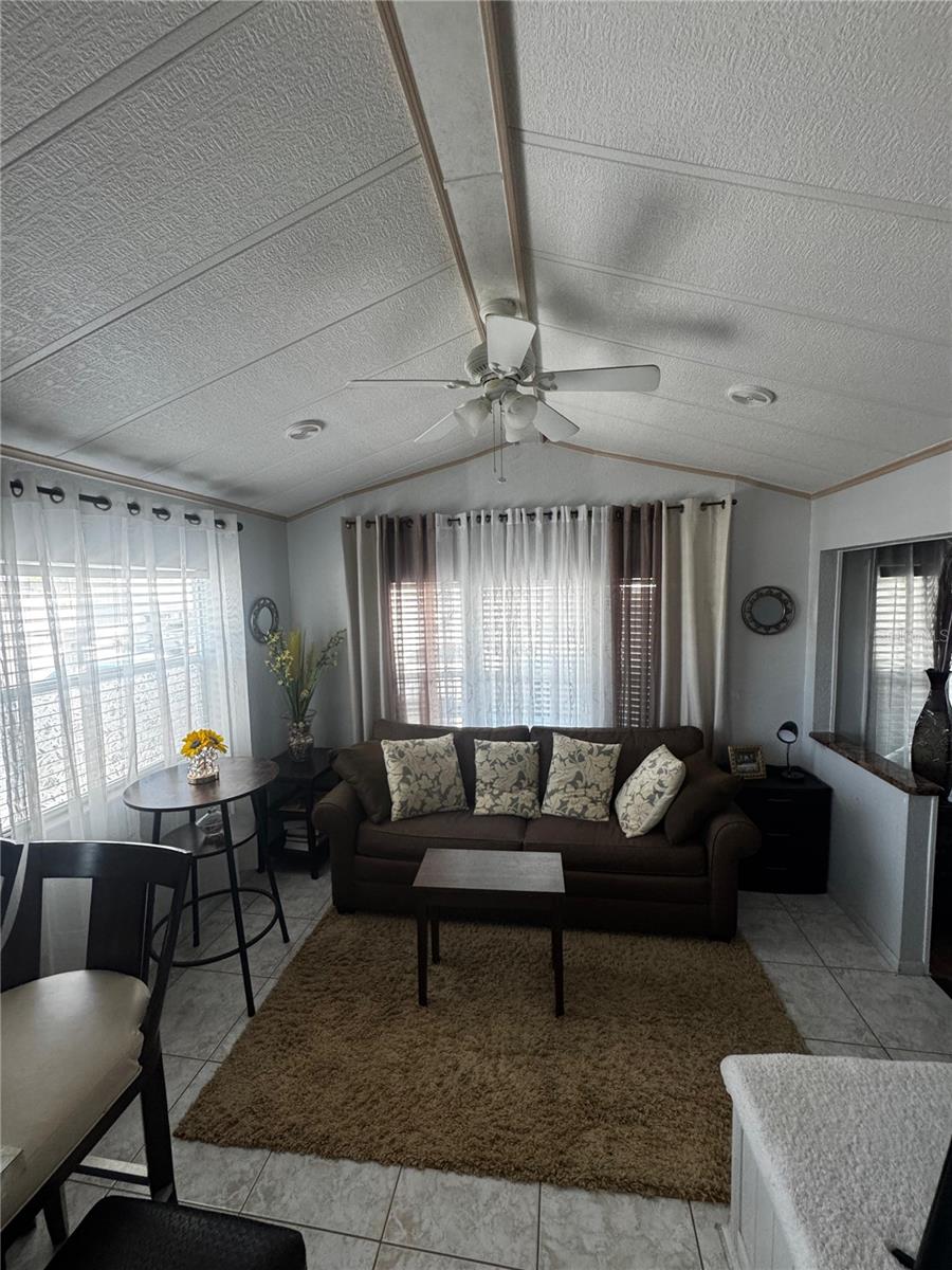 Image 24 of 48 For 123 Pansy Street