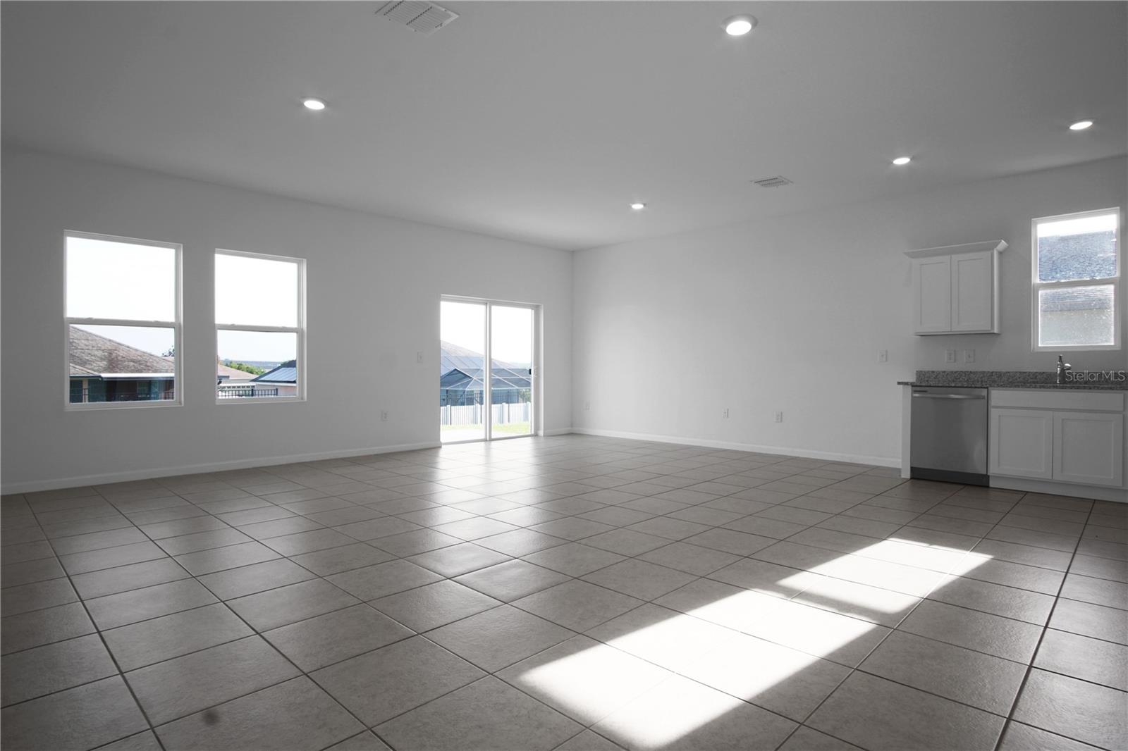 Image 11 of 27 For 456 Hennepin Loop