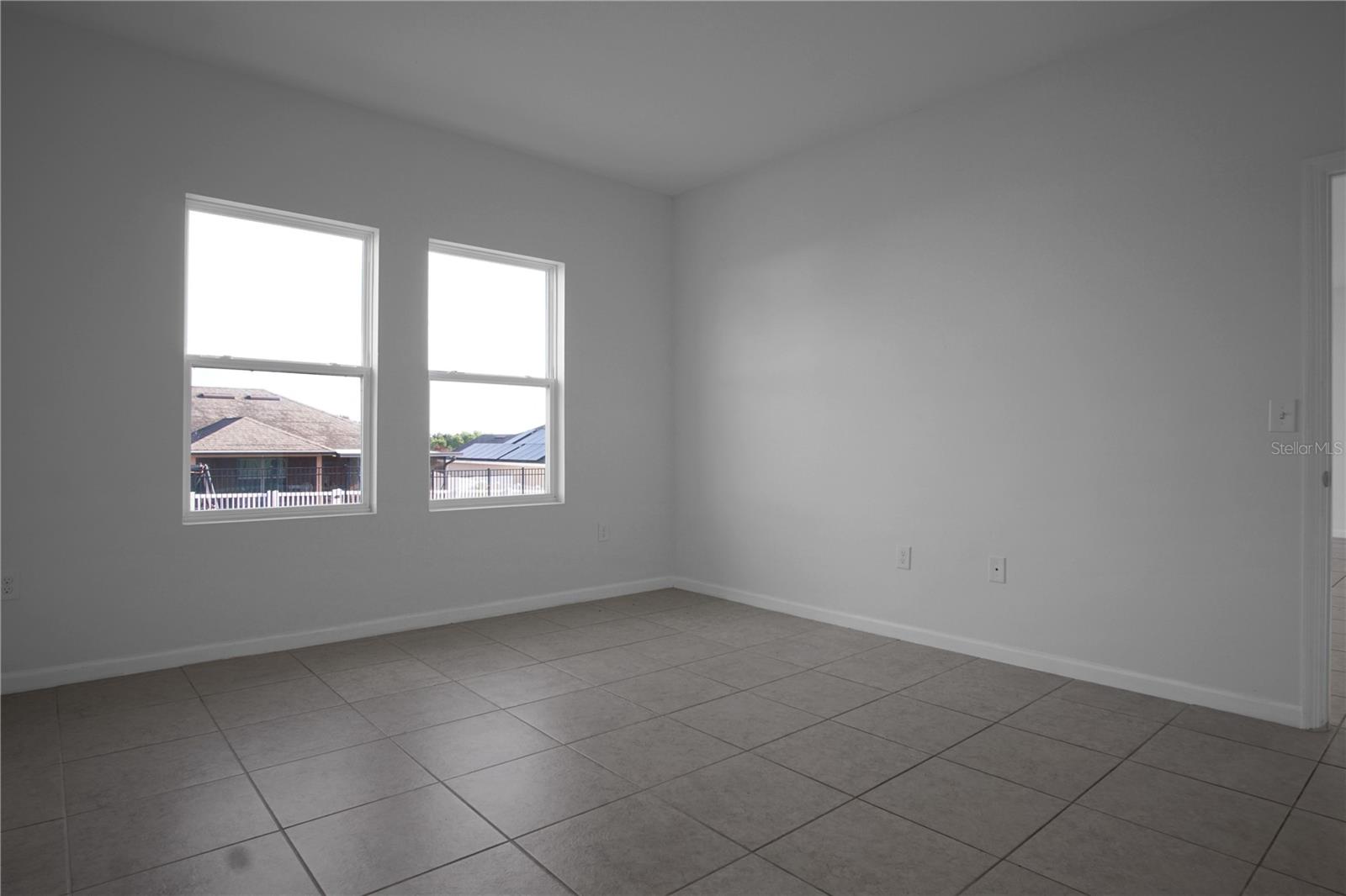 Image 14 of 27 For 456 Hennepin Loop