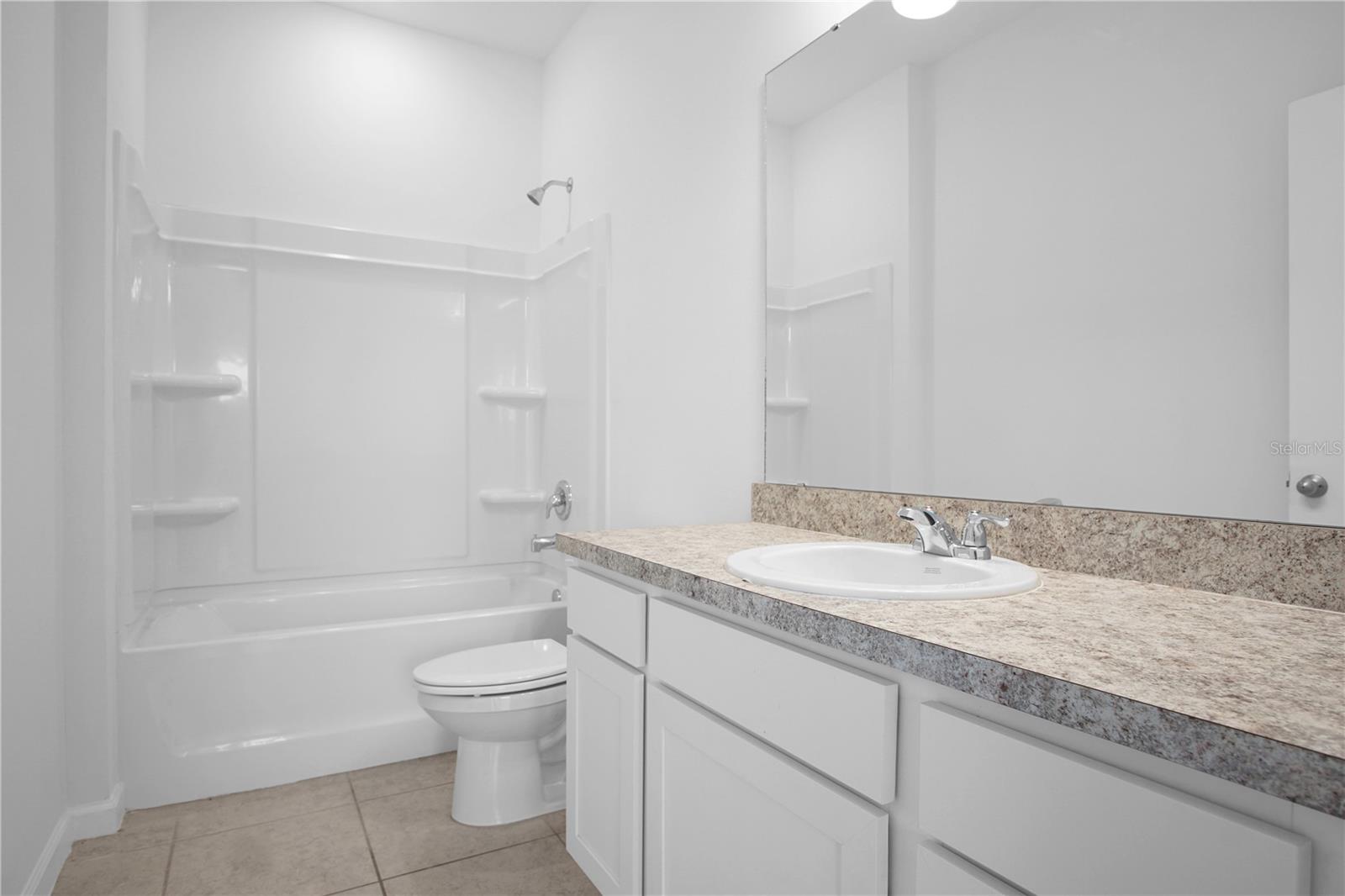 Image 17 of 27 For 456 Hennepin Loop