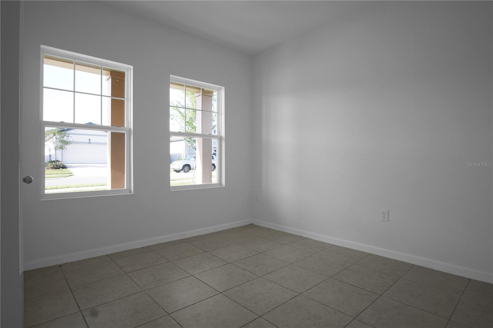 Image 19 of 27 For 456 Hennepin Loop