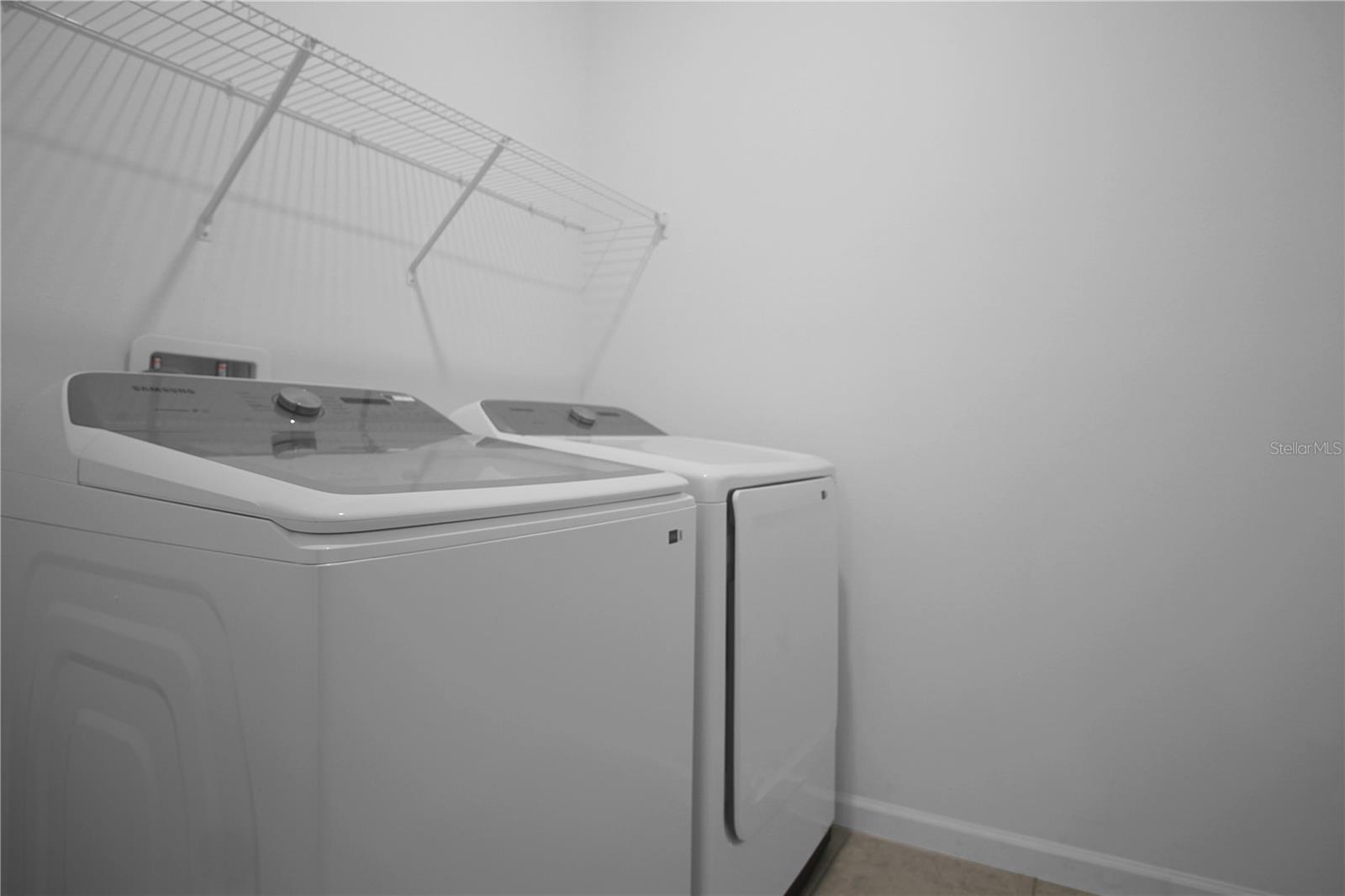 Image 24 of 27 For 456 Hennepin Loop