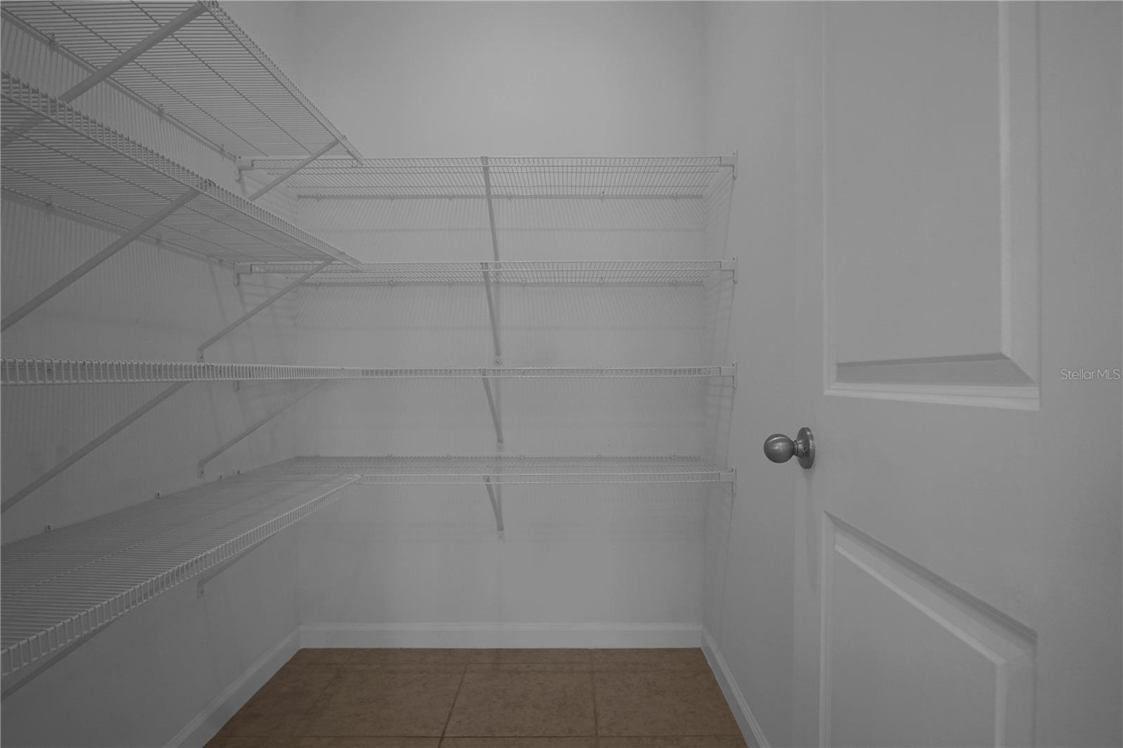 Image 8 of 27 For 456 Hennepin Loop