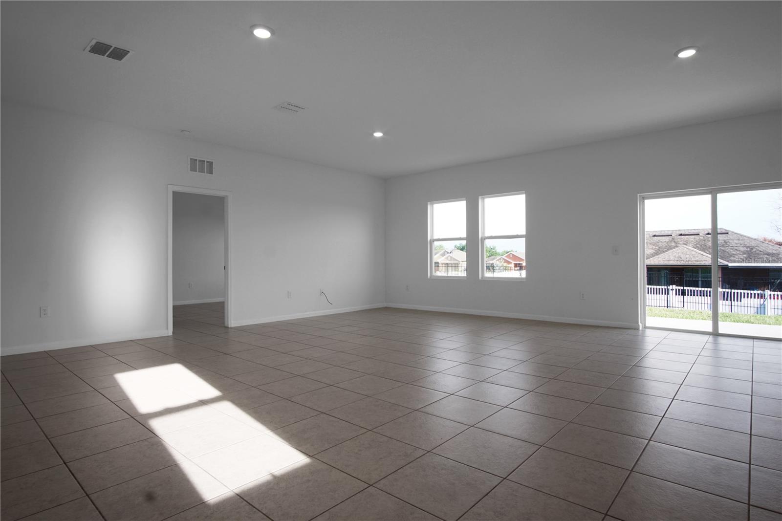 Image 9 of 27 For 456 Hennepin Loop