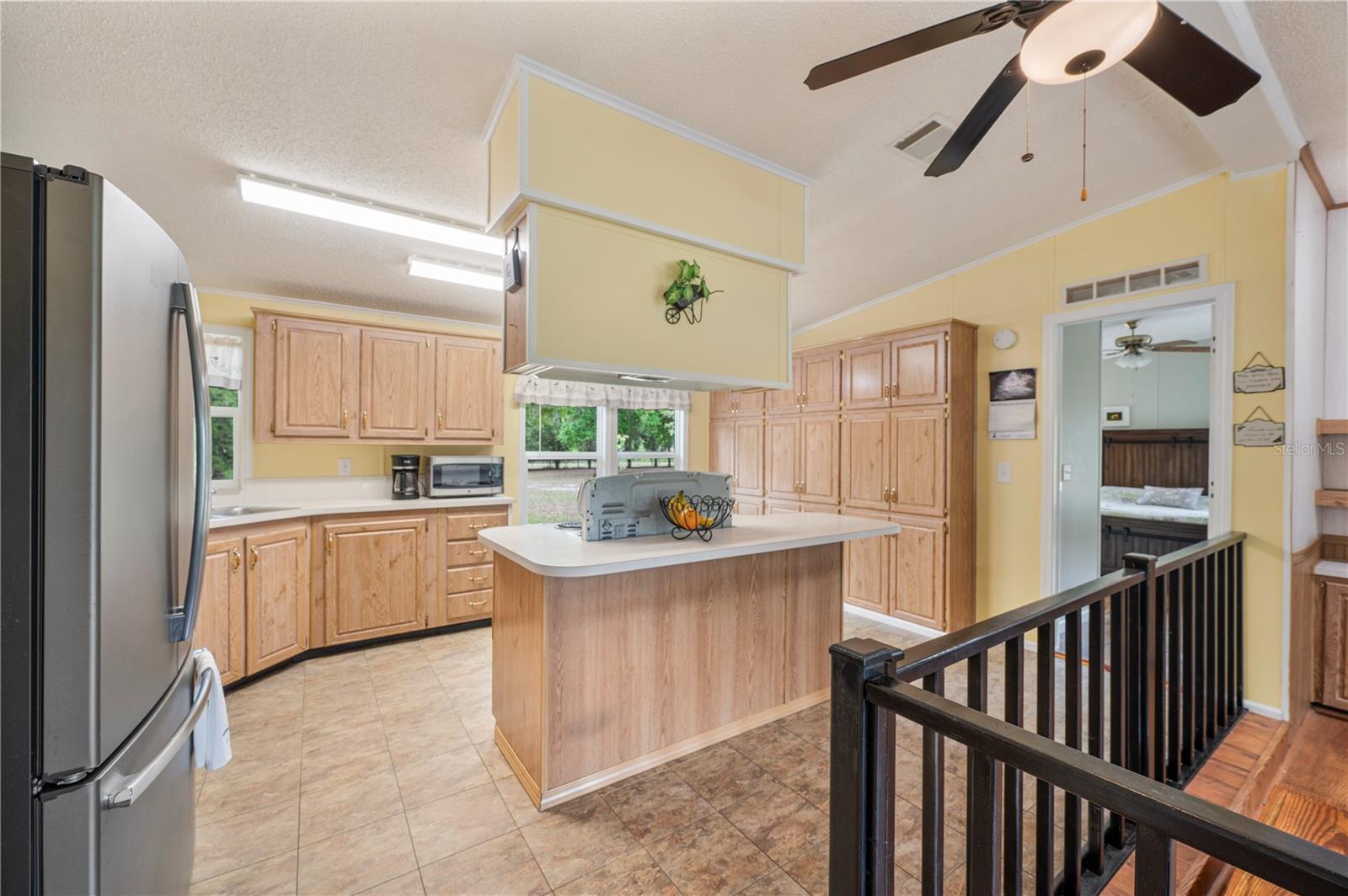 Image 14 of 59 For 16470 Crash Creek Road