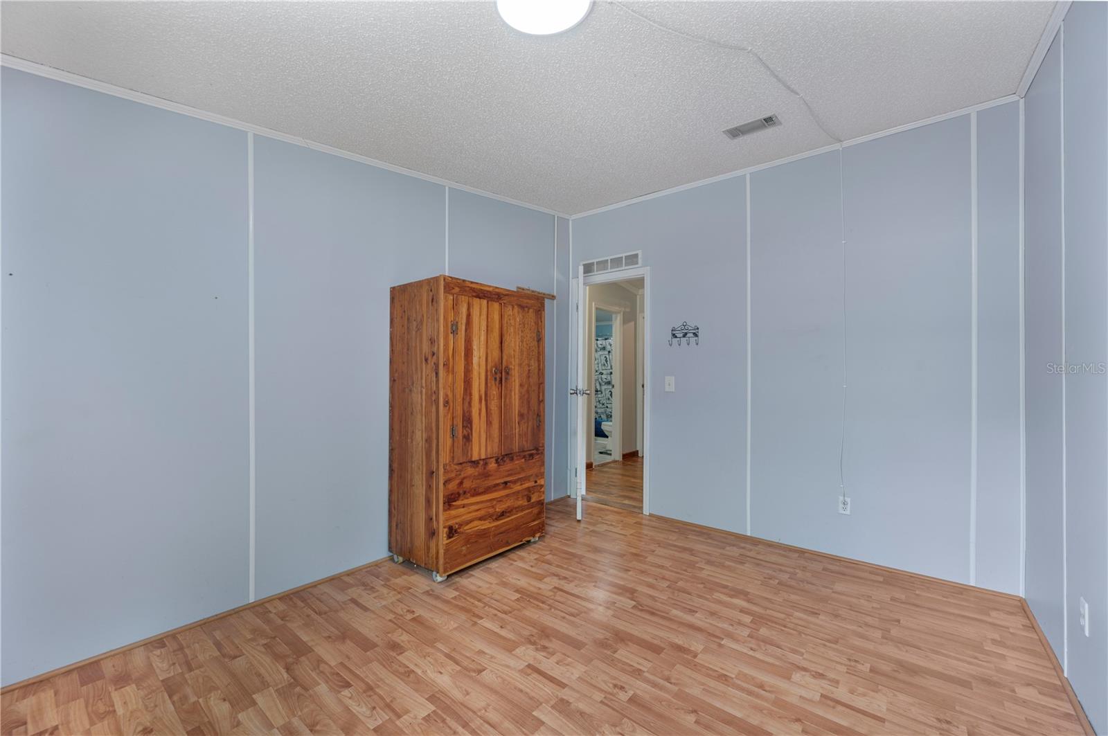 Image 26 of 59 For 16470 Crash Creek Road