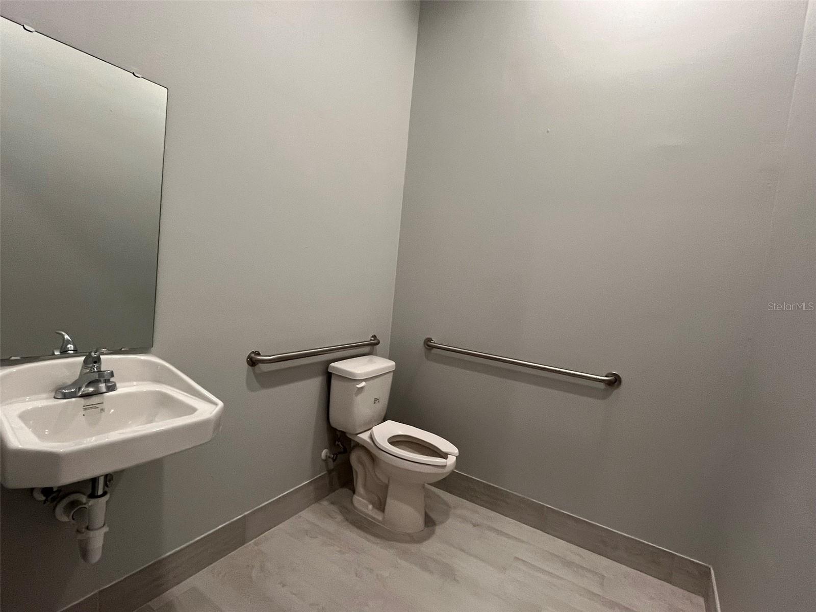 Image 10 of 12 For 2019 21 Street Nw