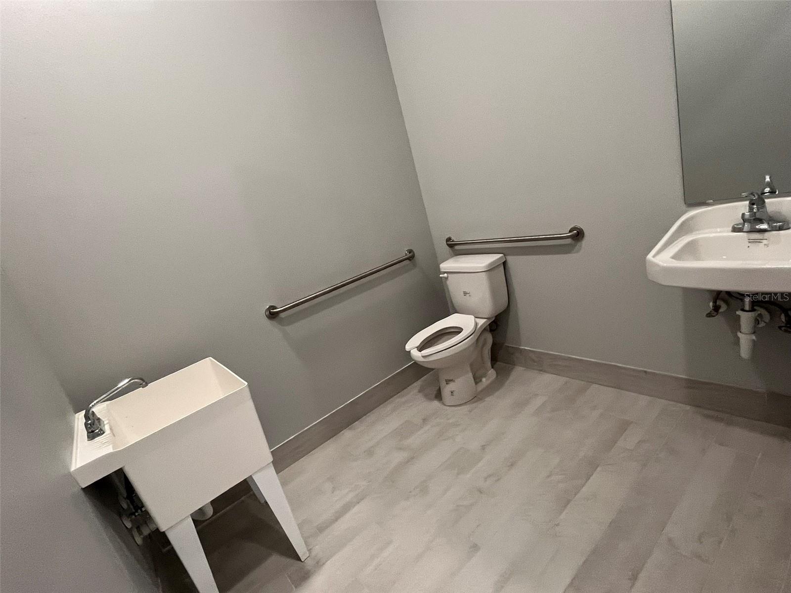 Image 11 of 12 For 2019 21 Street Nw