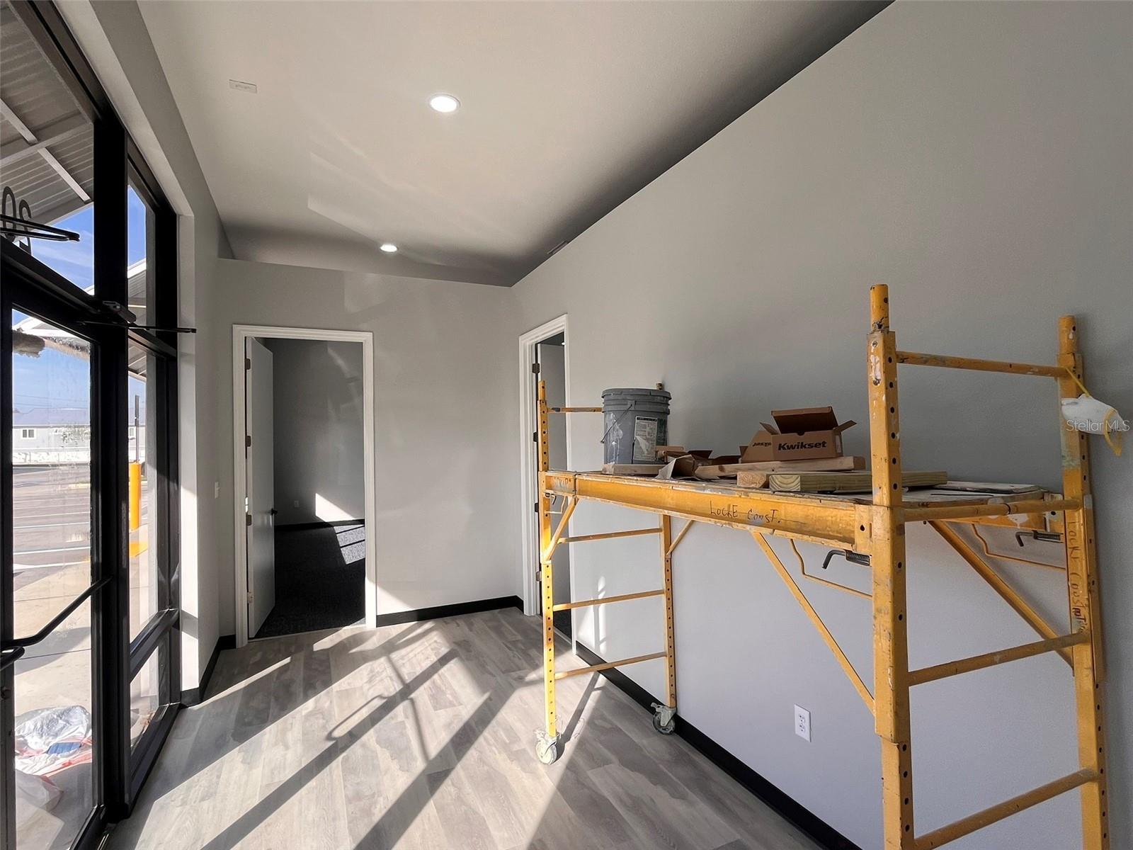 Image 3 of 12 For 2019 21 Street Nw