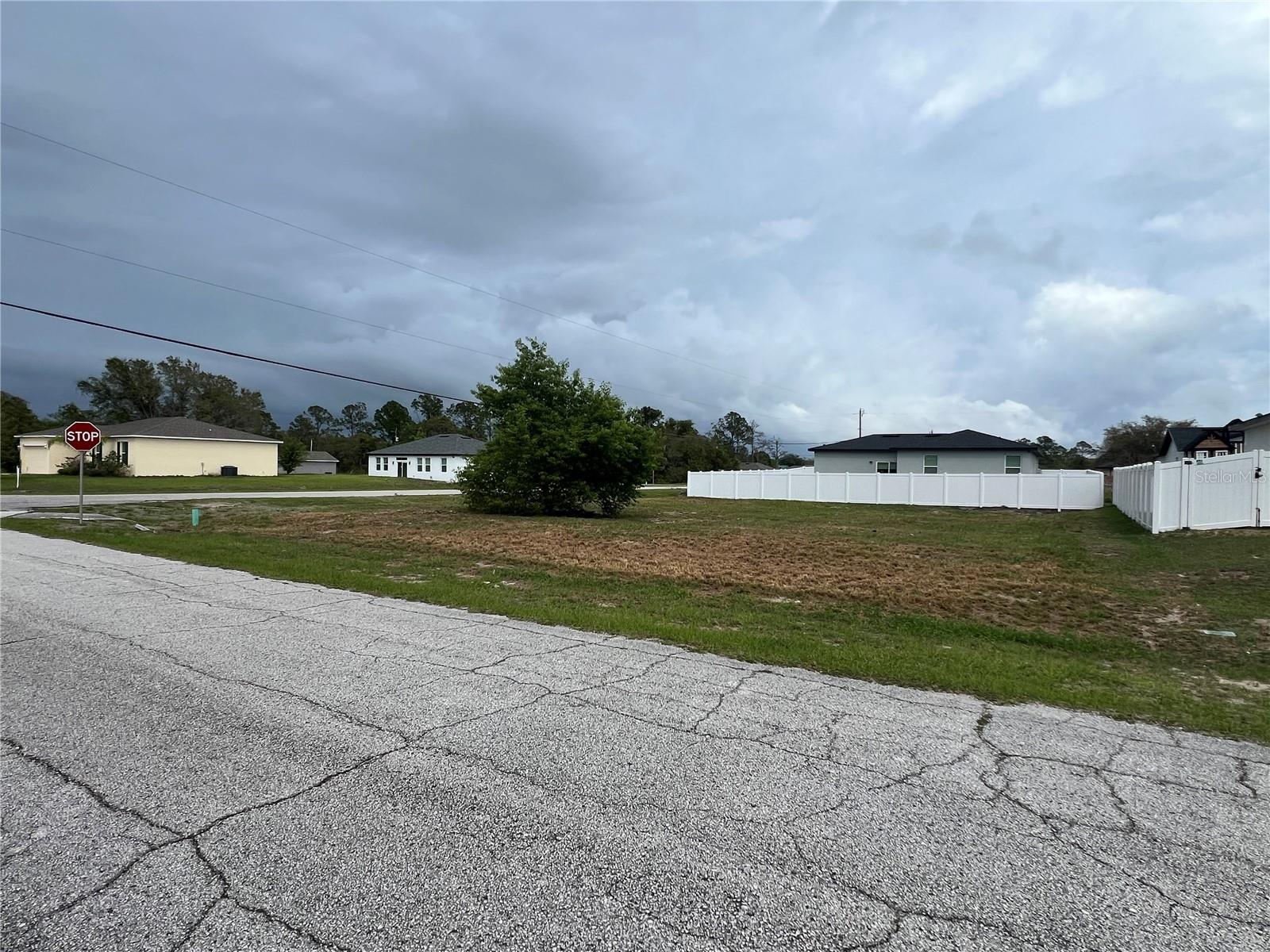 Image 4 of 4 For 1337 Hillsborough Drive