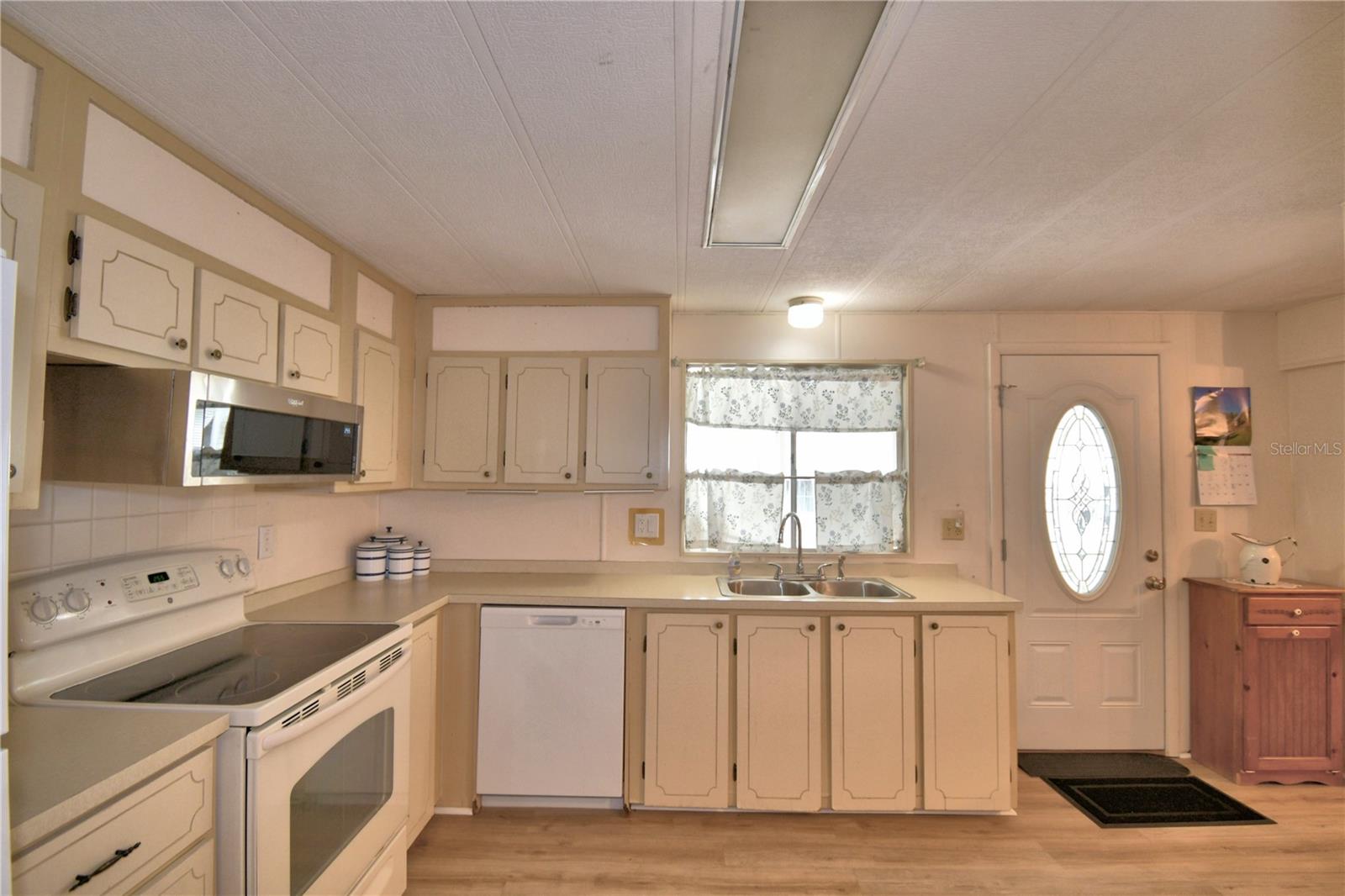 Image 11 of 63 For 6773 Brentwood Drive Ne