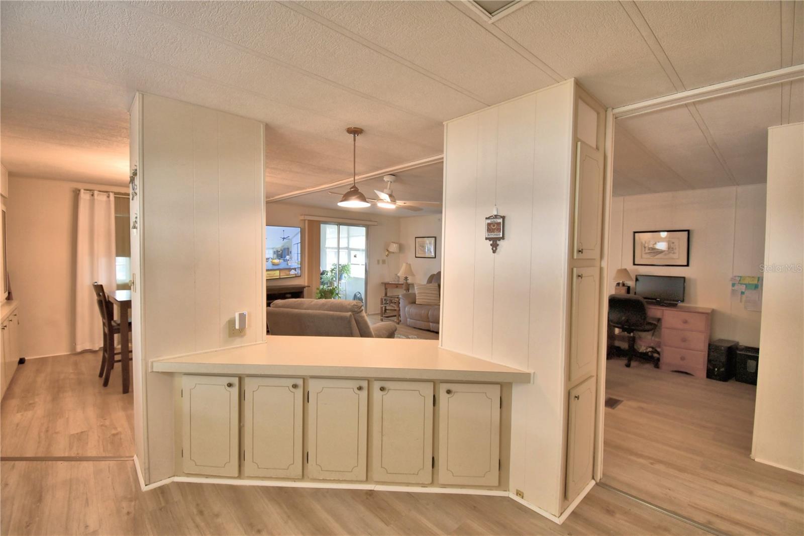 Image 14 of 63 For 6773 Brentwood Drive Ne