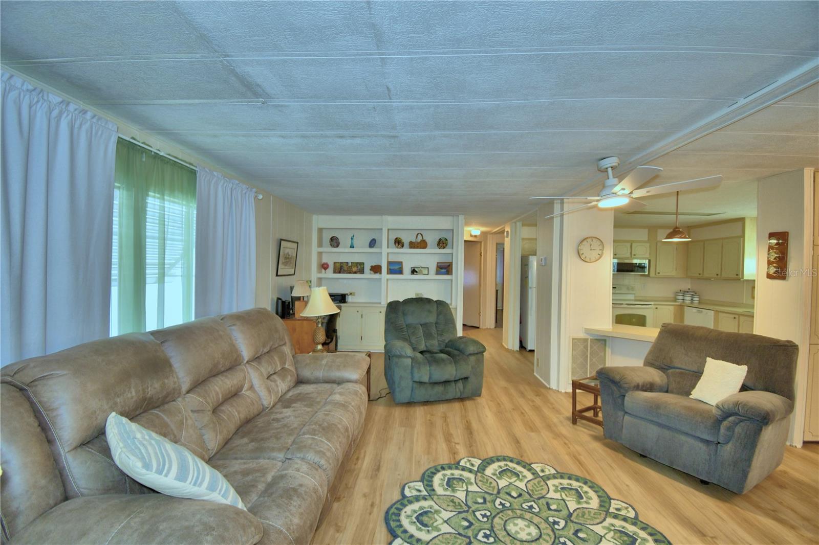 Image 21 of 63 For 6773 Brentwood Drive Ne