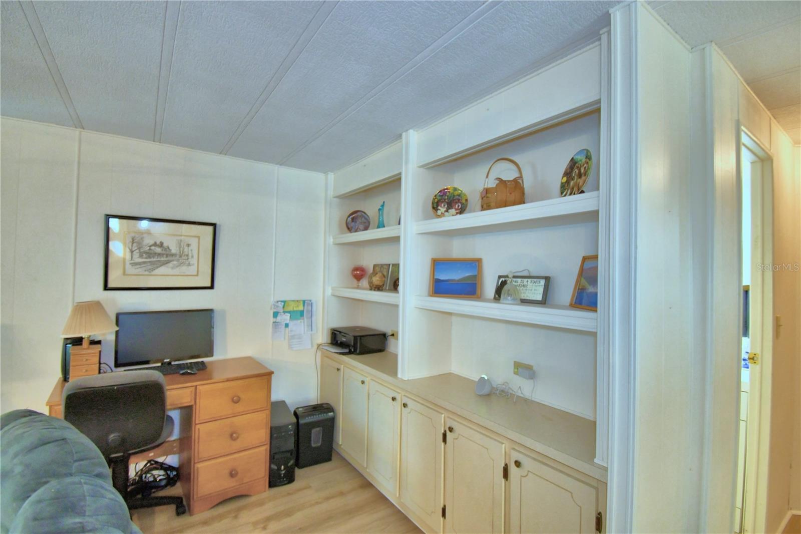 Image 22 of 63 For 6773 Brentwood Drive Ne