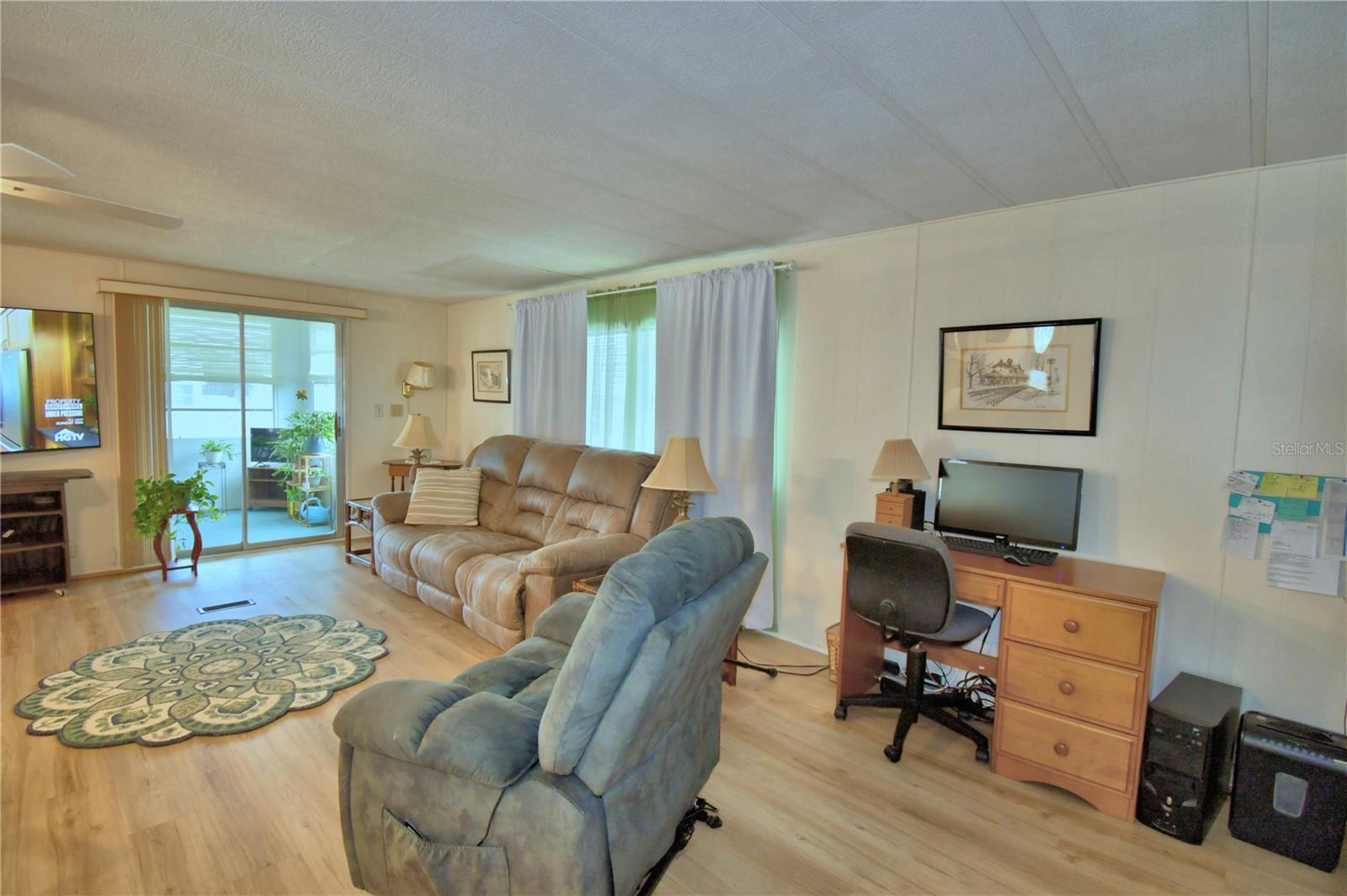 Image 23 of 63 For 6773 Brentwood Drive Ne