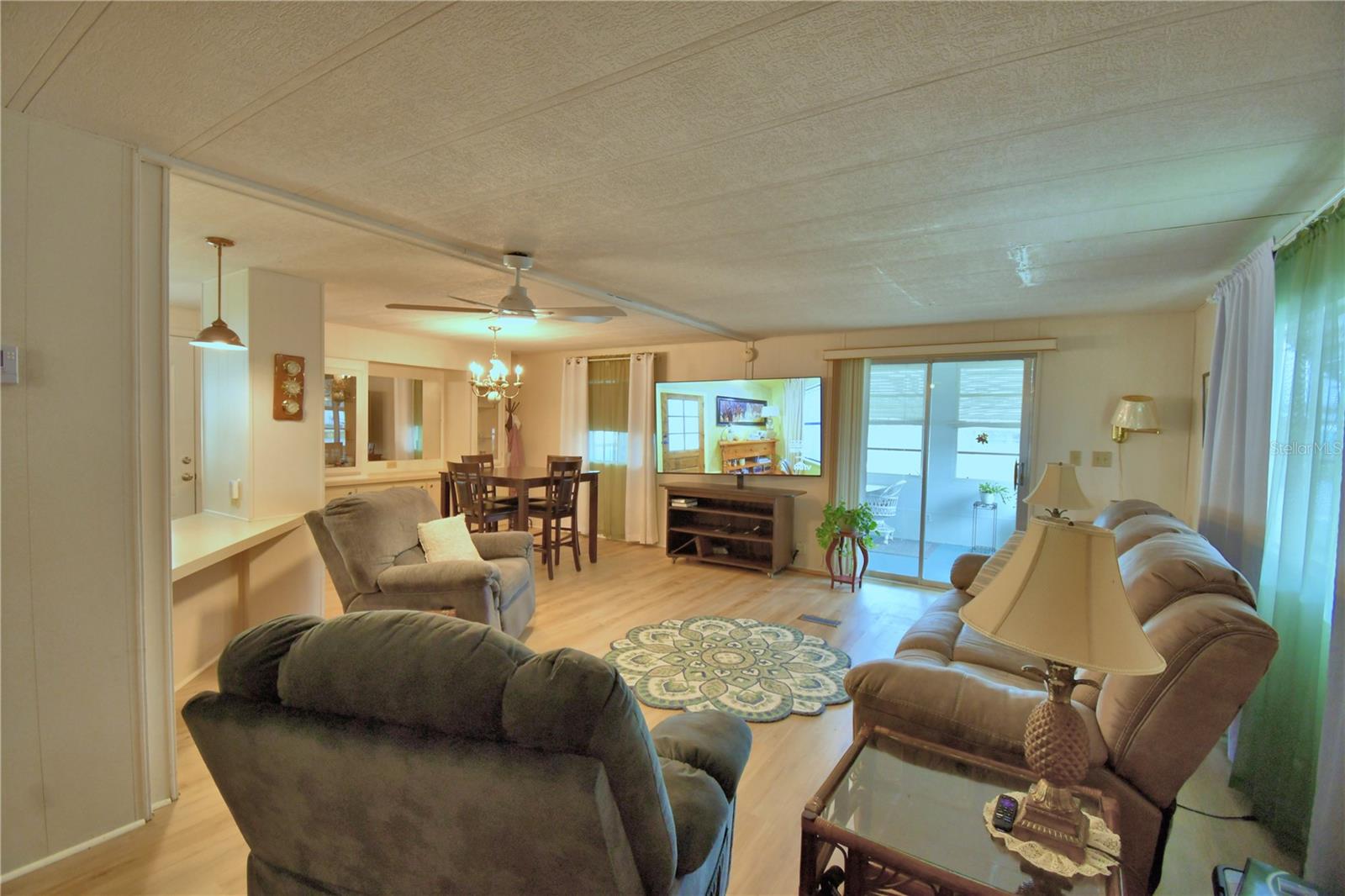 Image 24 of 63 For 6773 Brentwood Drive Ne