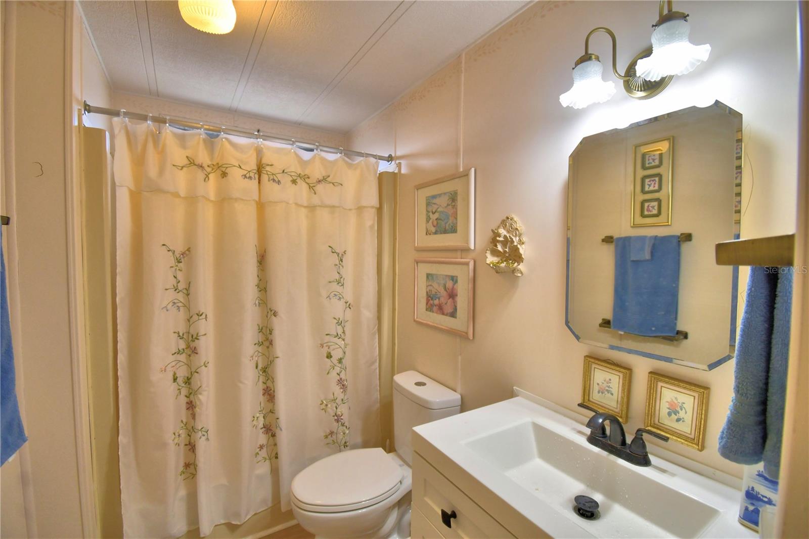 Image 28 of 63 For 6773 Brentwood Drive Ne