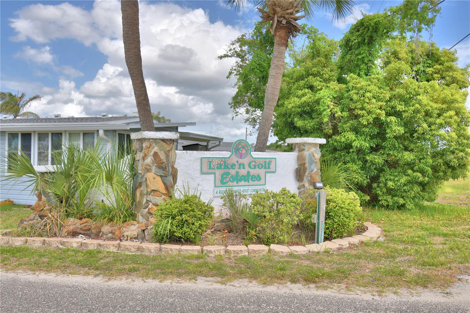 Image 54 of 63 For 6773 Brentwood Drive Ne