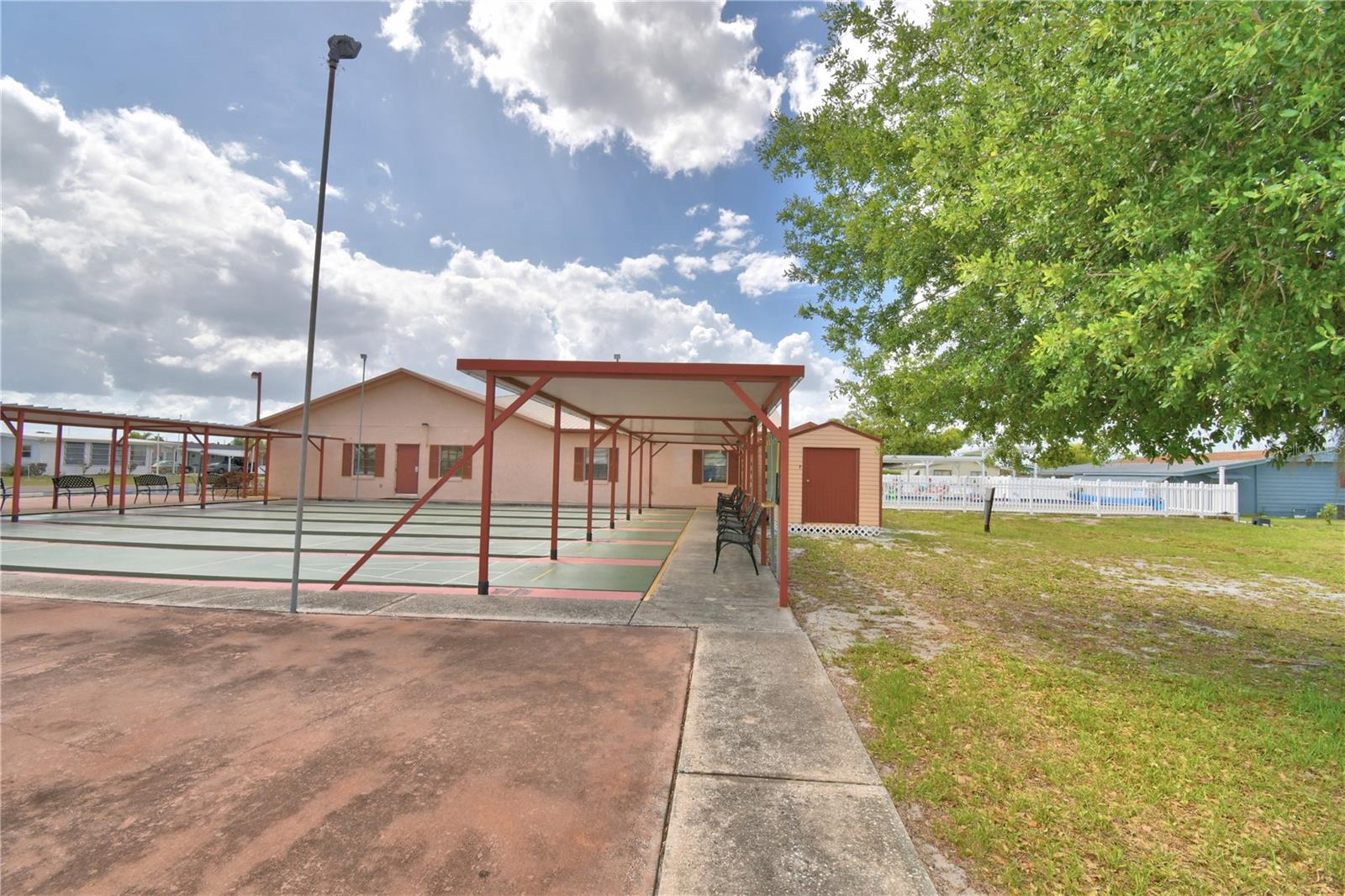 Image 62 of 63 For 6773 Brentwood Drive Ne