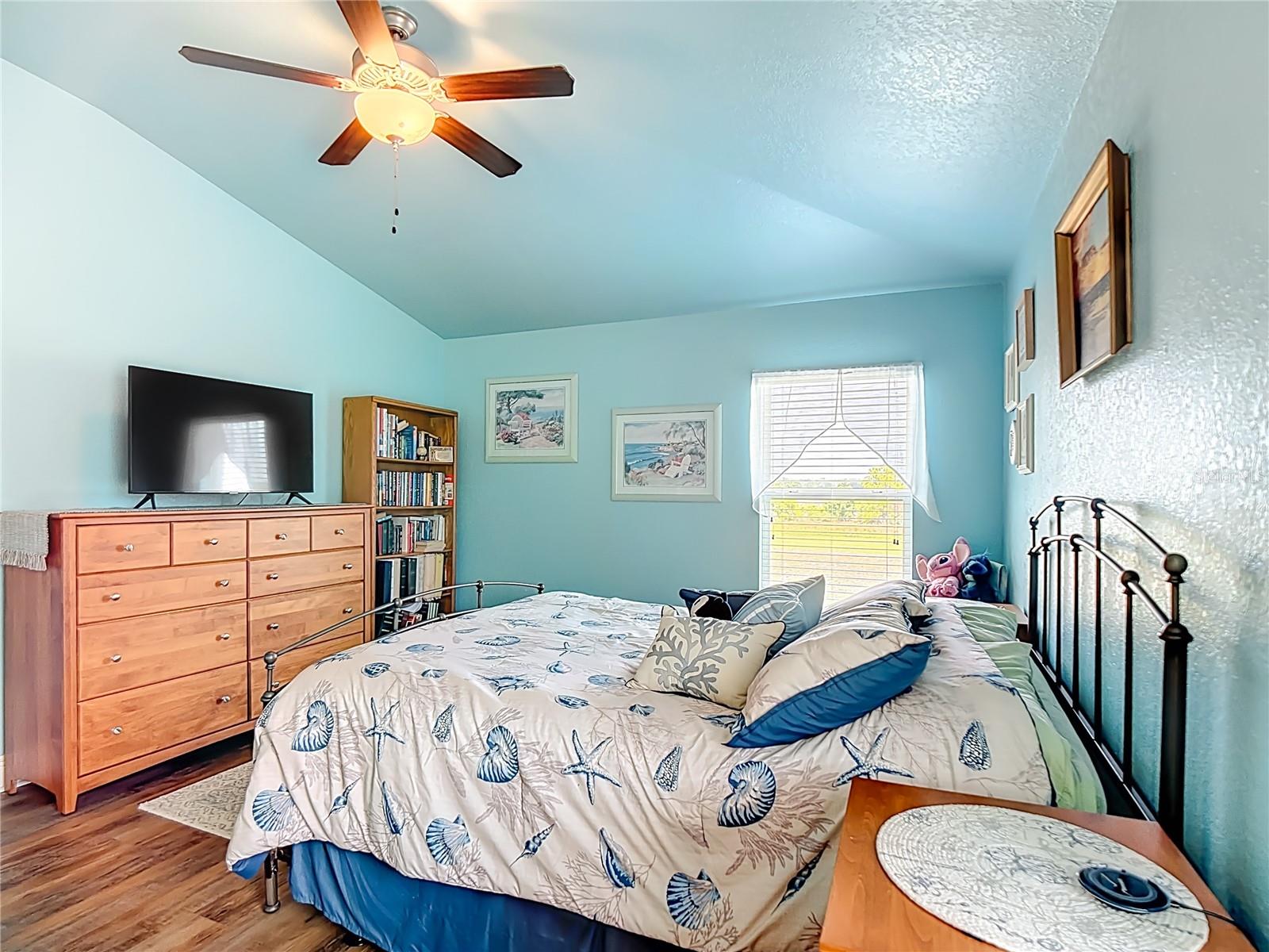 Image 19 of 38 For 1170 Legatto Loop