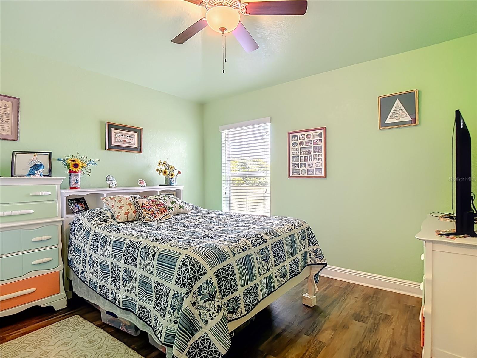 Image 26 of 38 For 1170 Legatto Loop