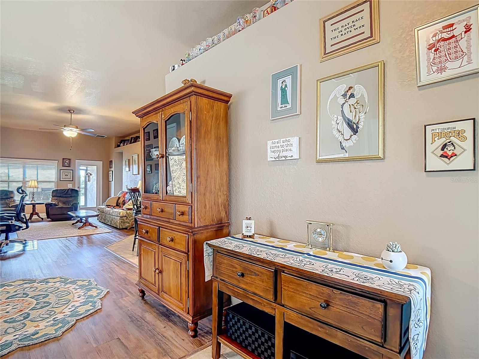 Image 5 of 38 For 1170 Legatto Loop