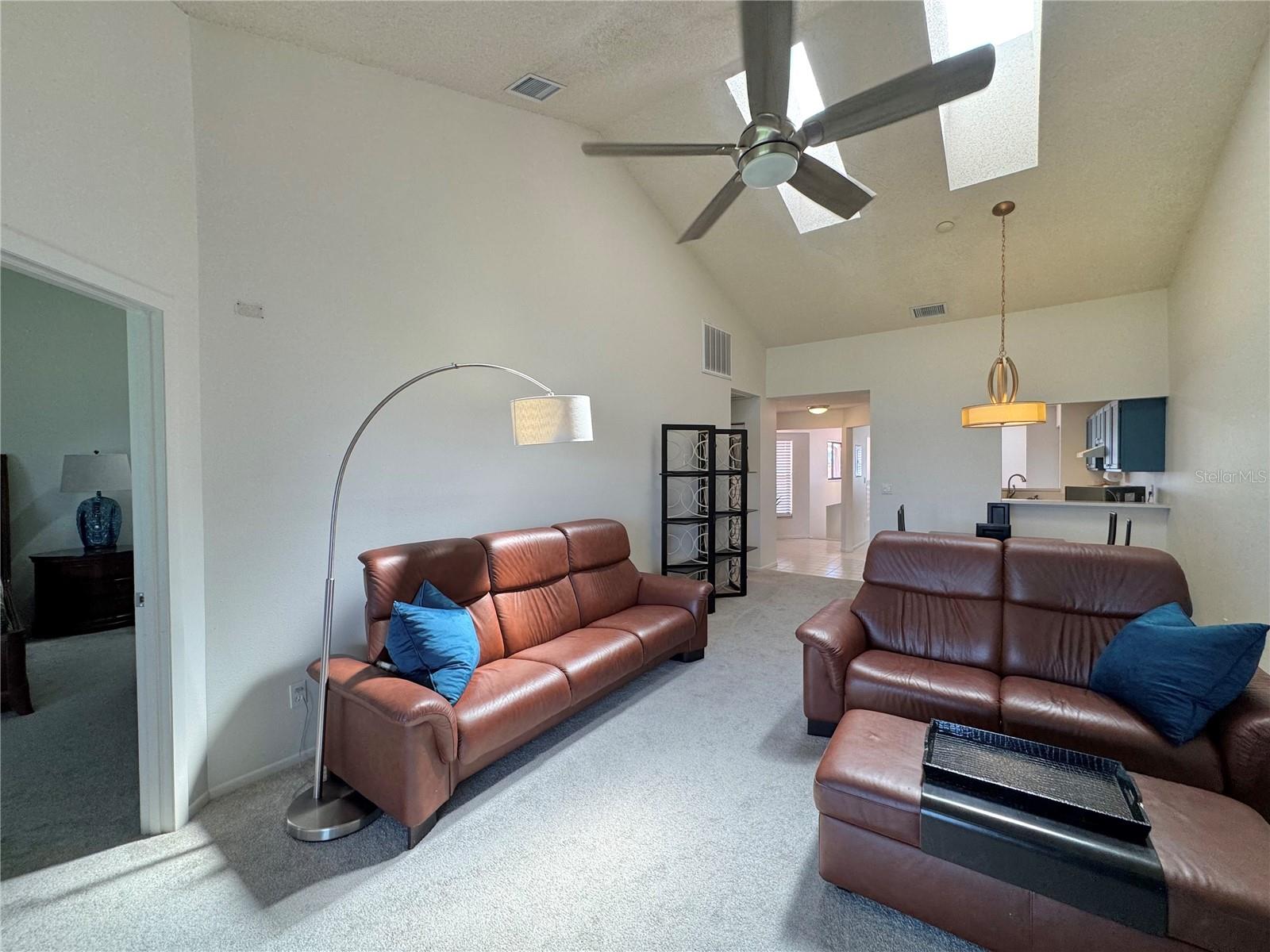 Image 19 of 48 For 715 Magnolia Place