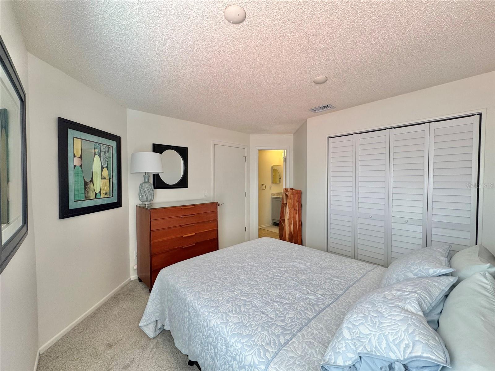 Image 31 of 48 For 715 Magnolia Place