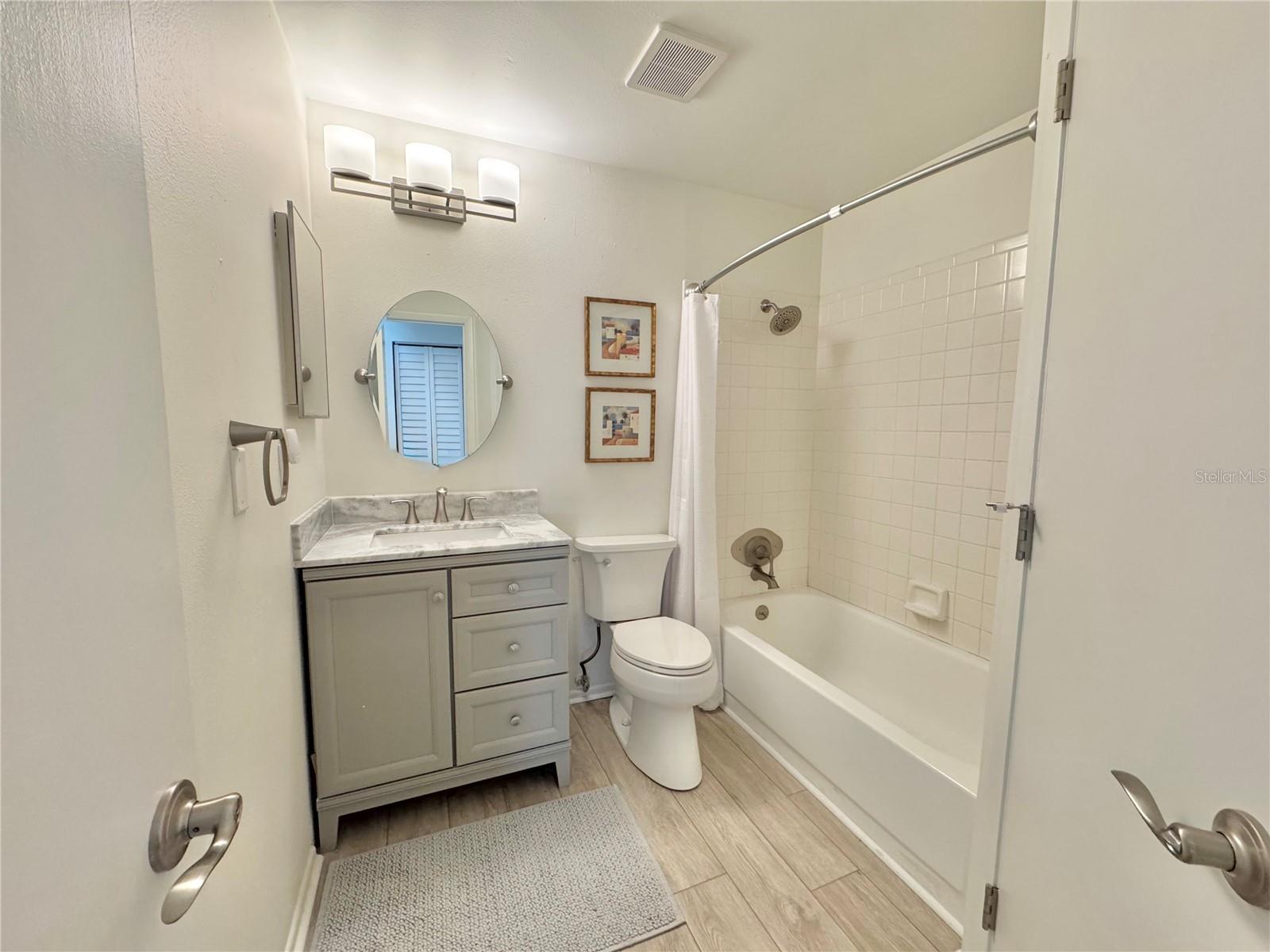 Image 33 of 48 For 715 Magnolia Place