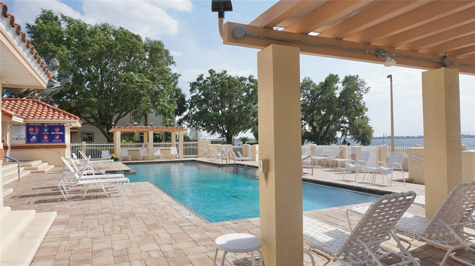 Image 42 of 48 For 715 Magnolia Place