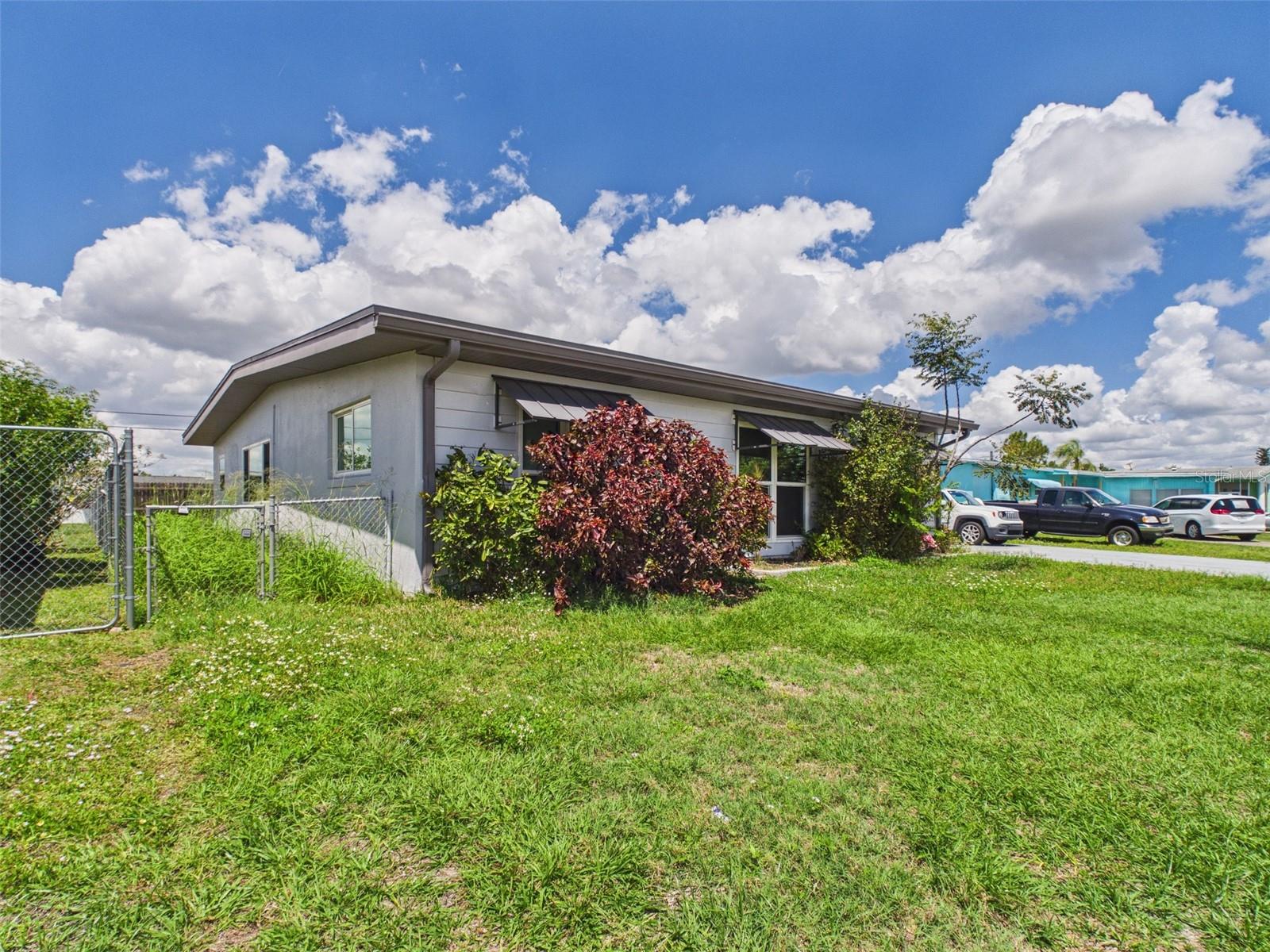 Image 18 of 23 For 22040 Felton Avenue