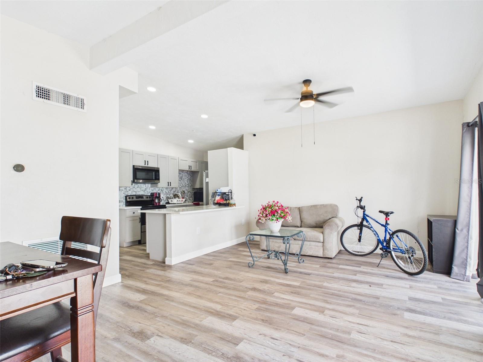 Image 4 of 23 For 22040 Felton Avenue